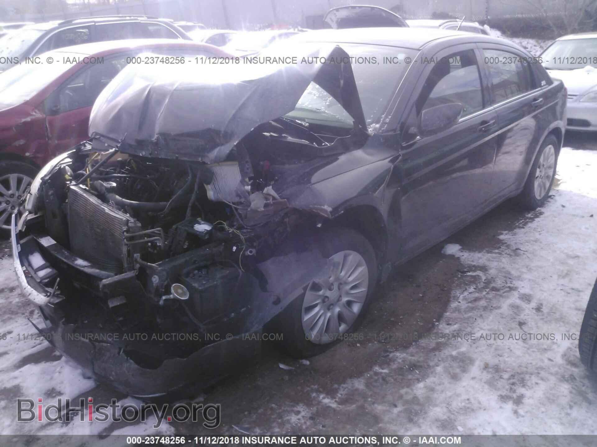 2014 CHRYSLER 200 - VIN: 1C3CCBAB8EN141123 - Photo 2