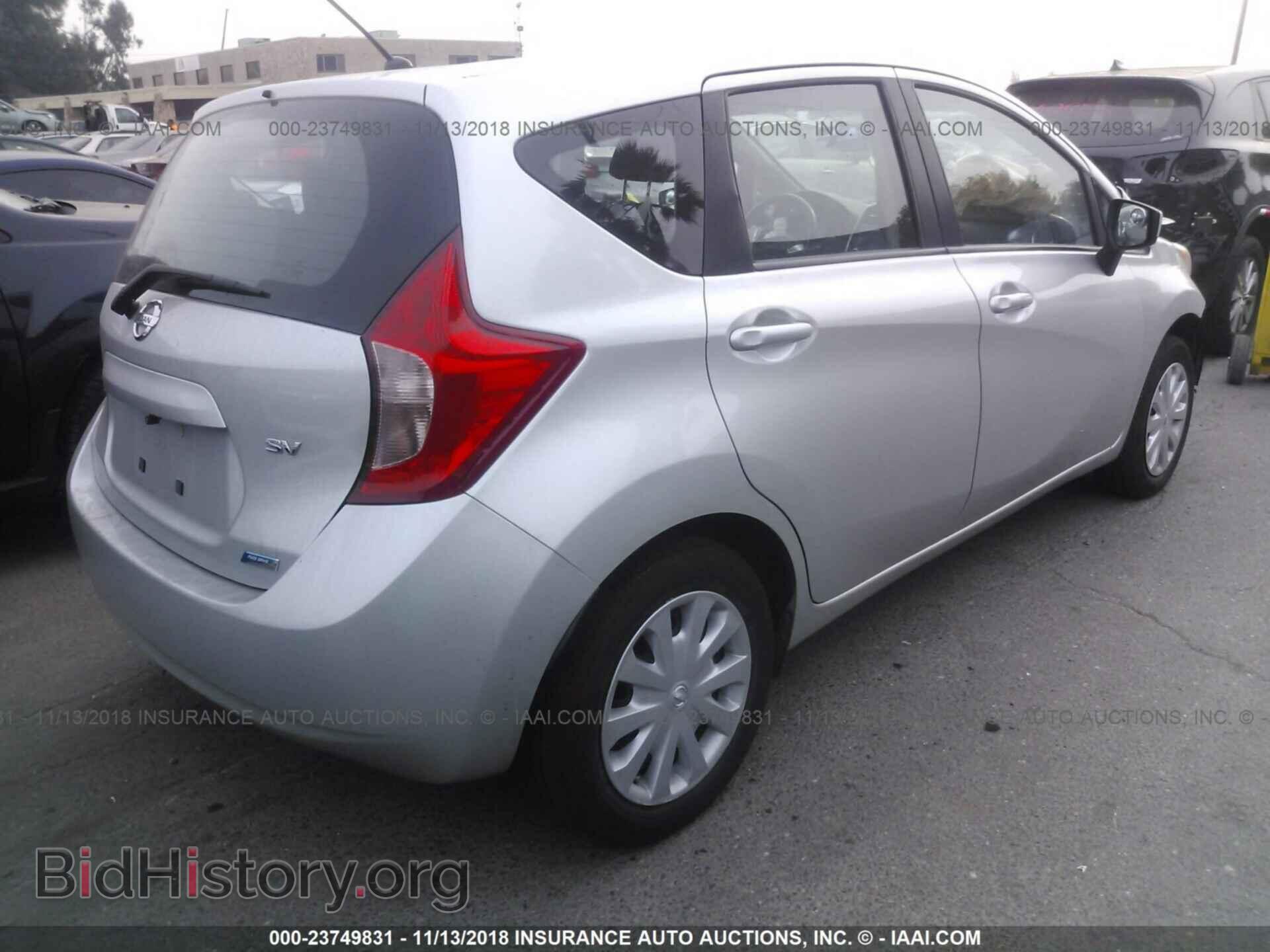 2015 Nissan Versa note - VIN: 3N1CE2CP7FL390449 - Photo 4