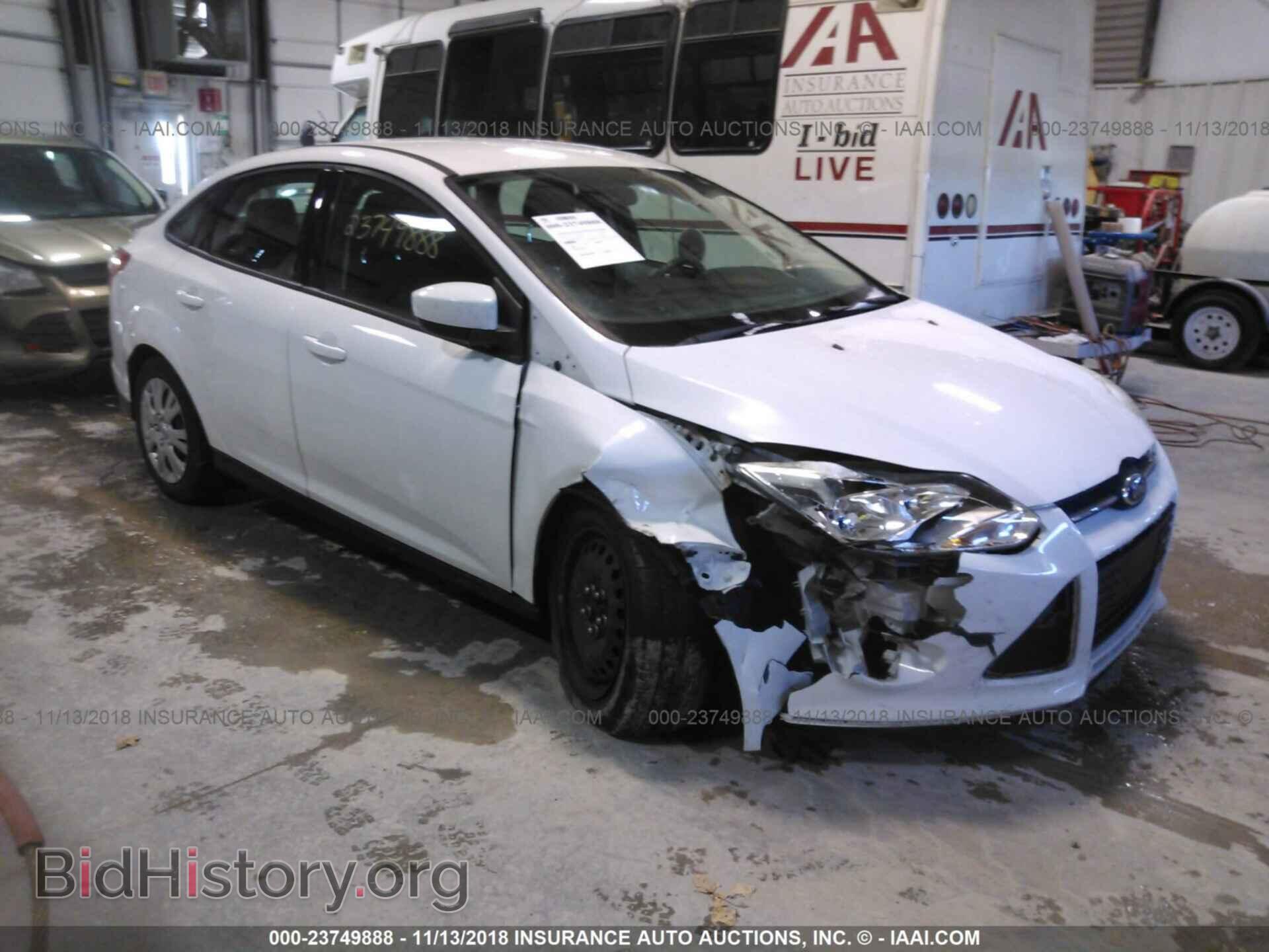 Фотография 1FAHP3F24CL190323 - Ford Focus 2012