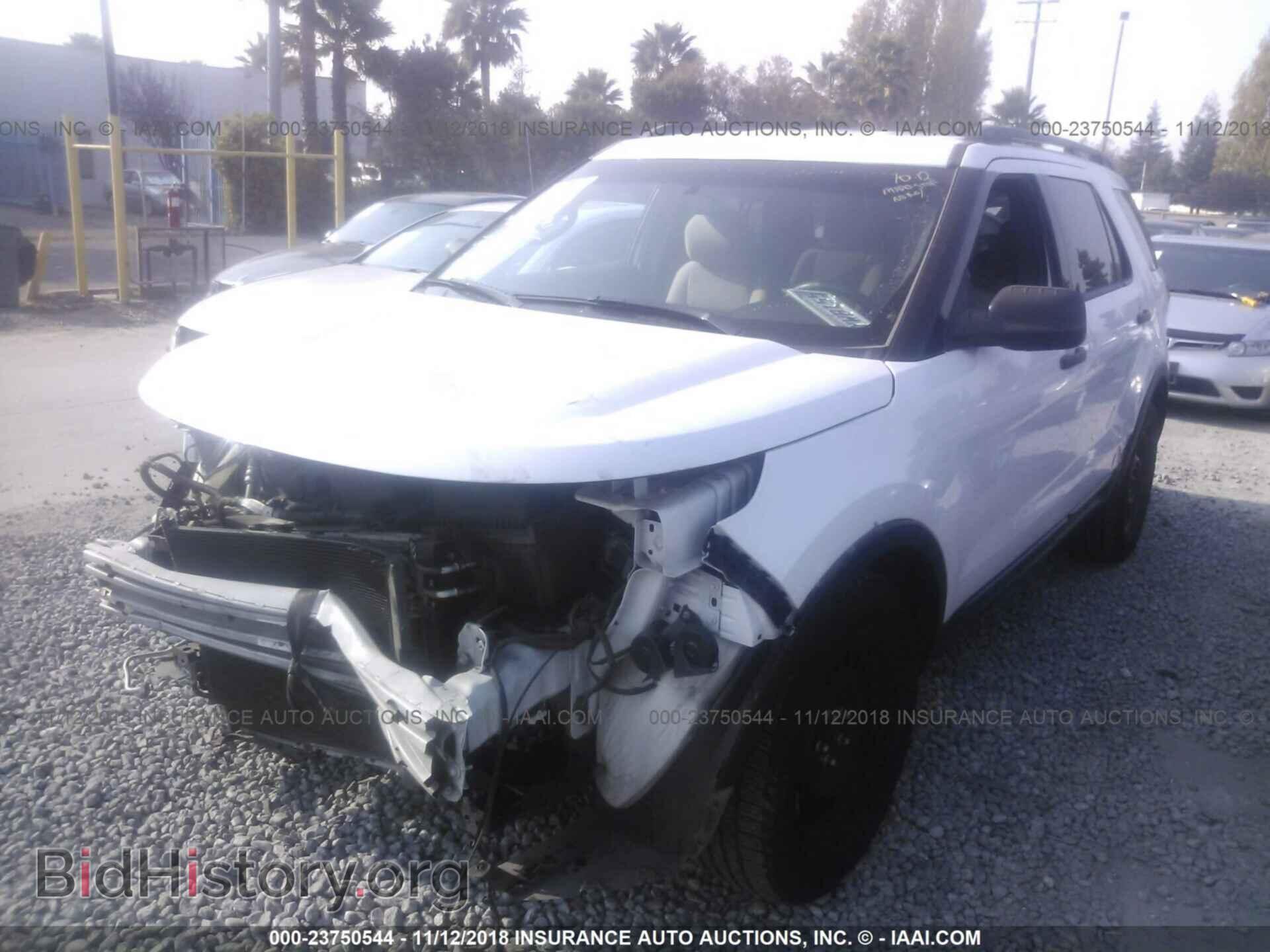 2014 Ford Explorer - VIN: 1FM5K7B82EGB10666 - Photo 2