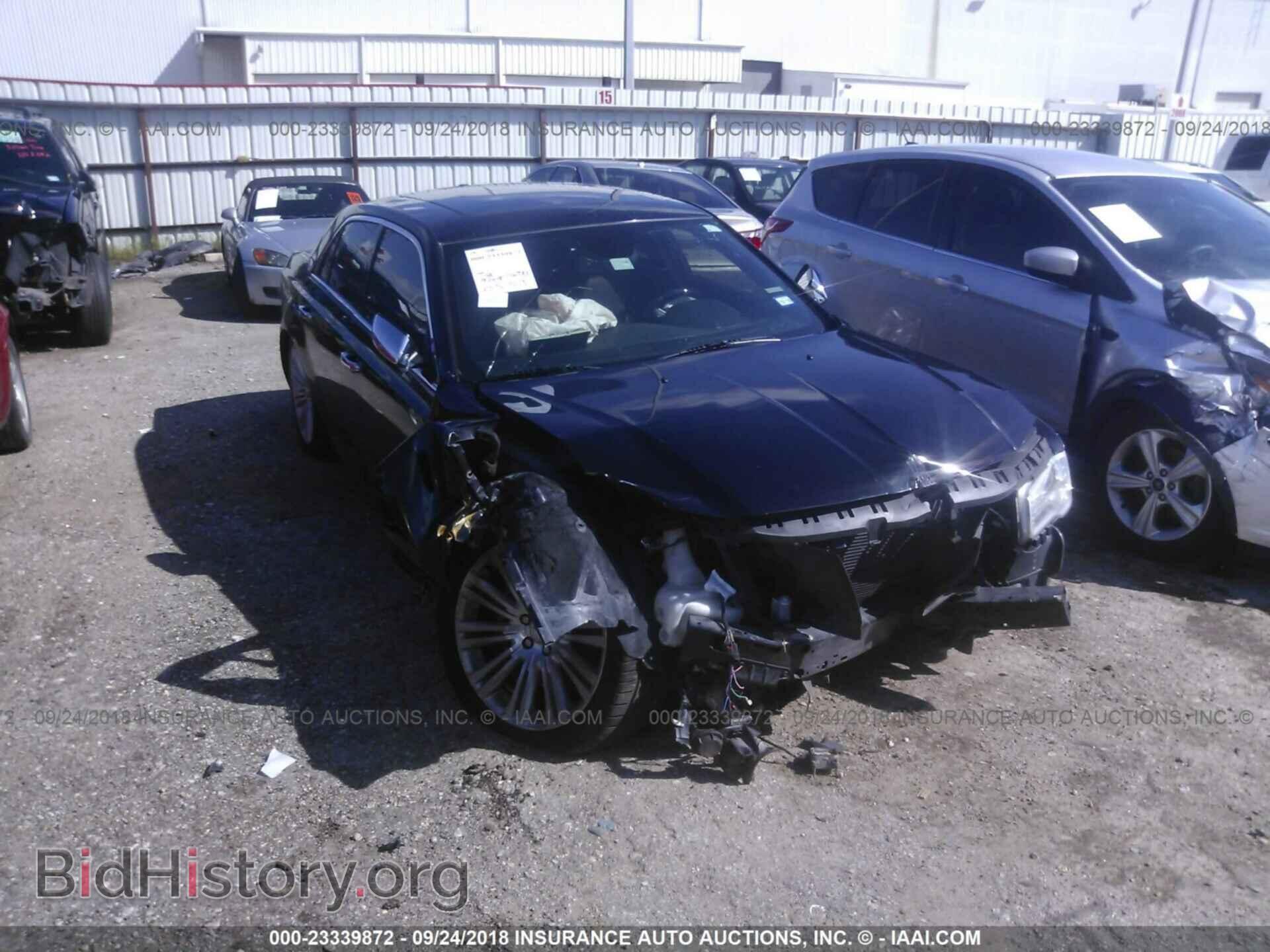 Фотография 2C3CCAET5DH679122 - CHRYSLER 300C 2013