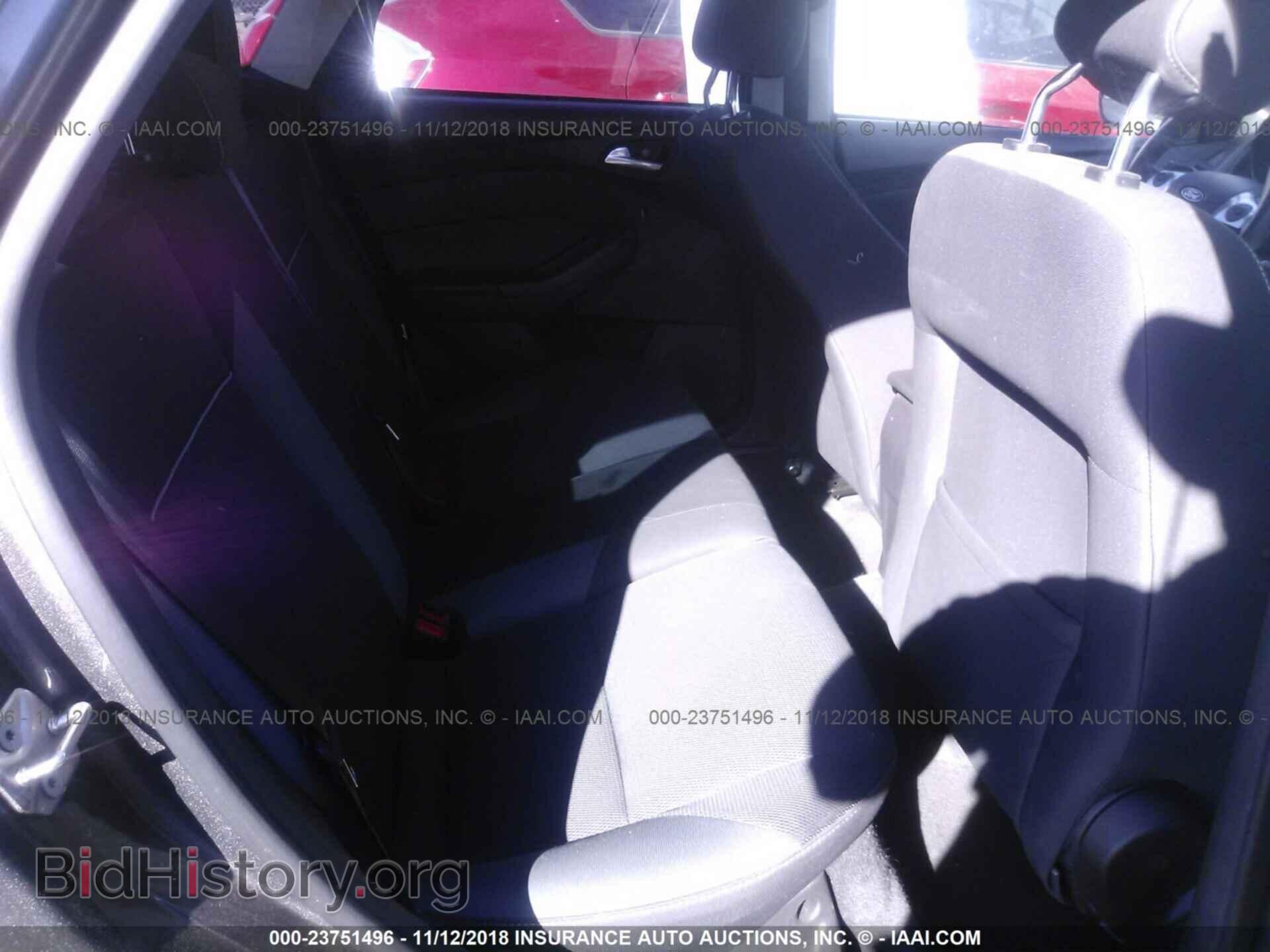 2012 Ford Focus - VIN: 1FAHP3K2XCL303911 - Photo 8