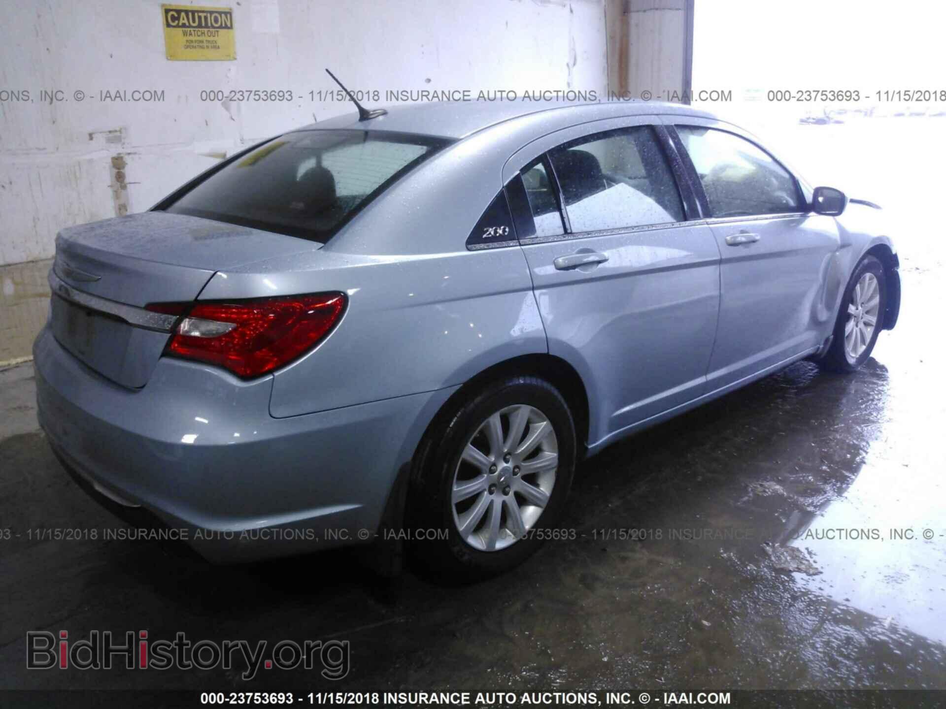 2014 CHRYSLER 200 - VIN: 1C3CCBBB9EN131327 - Фото 4