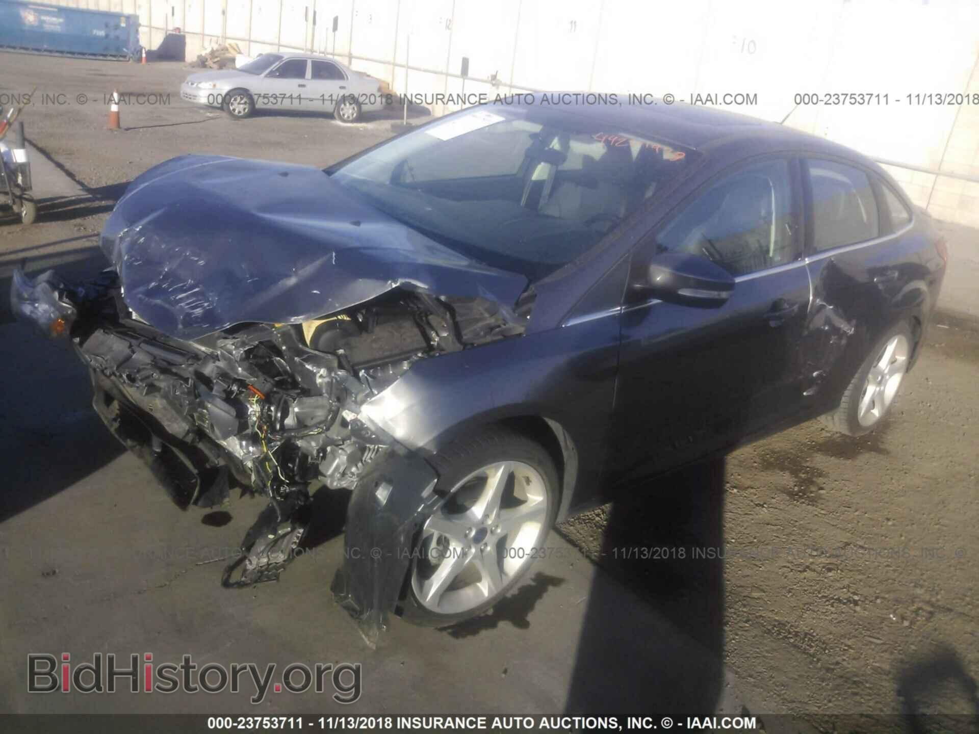 2014 Ford Focus - VIN: 1FADP3J22EL321399 - Photo 2