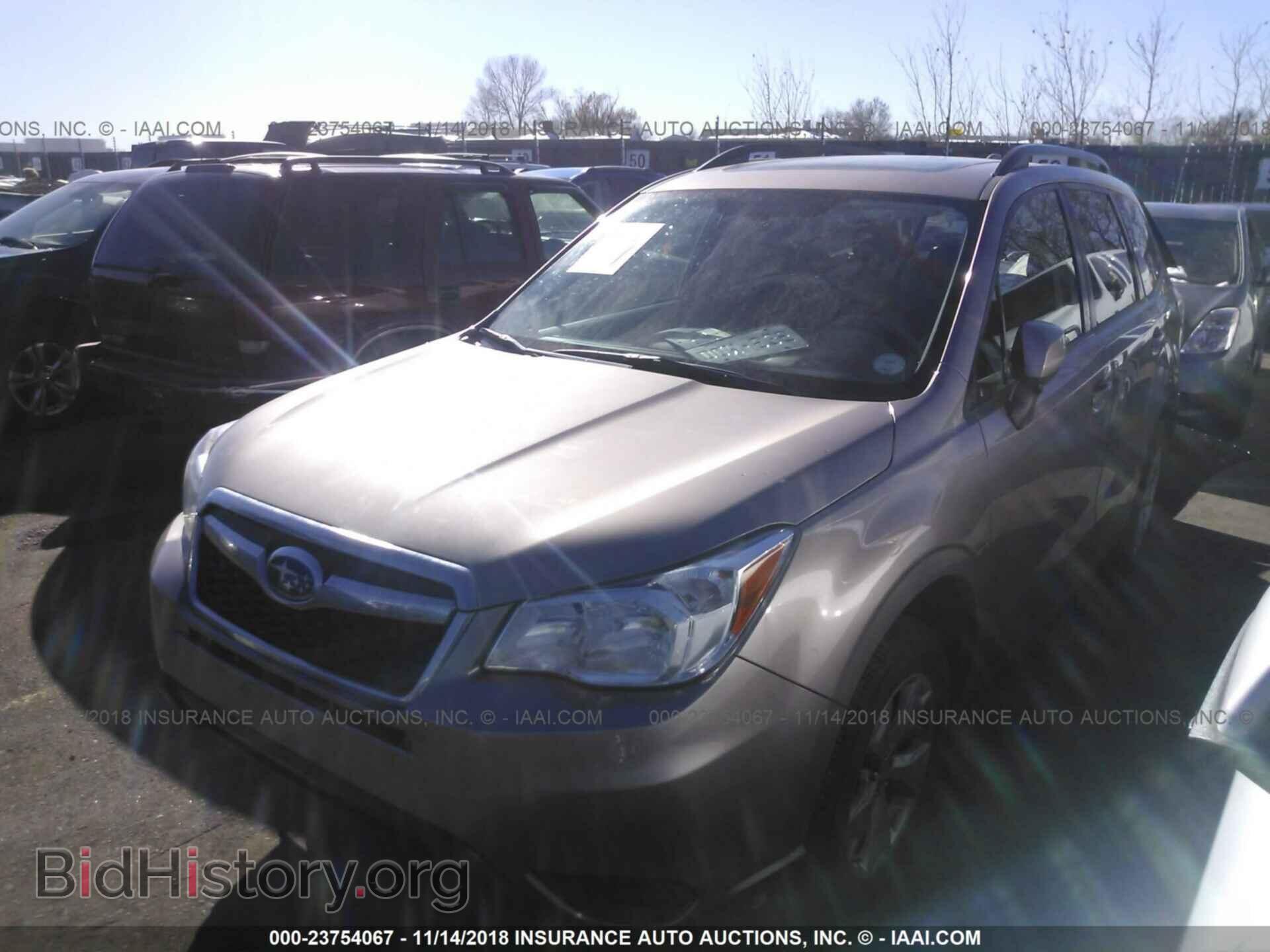 2016 Subaru Forester - VIN: JF2SJADC4GG491157 - Фото 2