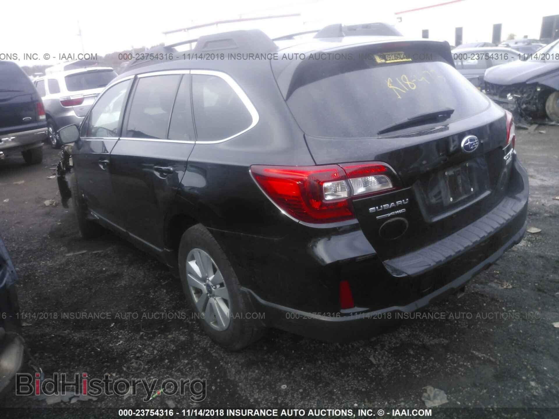 2016 Subaru Outback - VIN: 4S4BSAHC1G3244364 - Фото 3