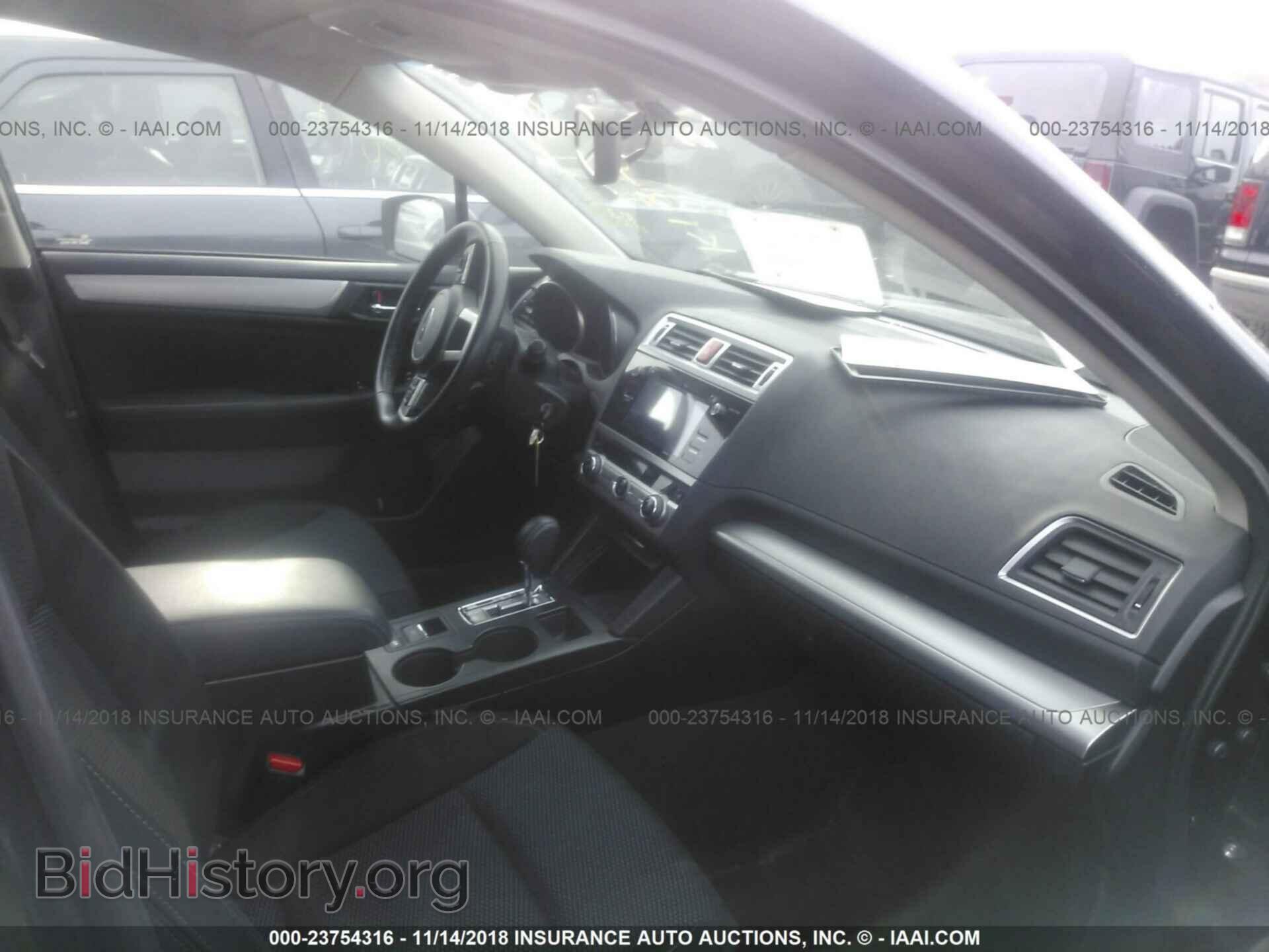 2016 Subaru Outback - VIN: 4S4BSAHC1G3244364 - Фото 5