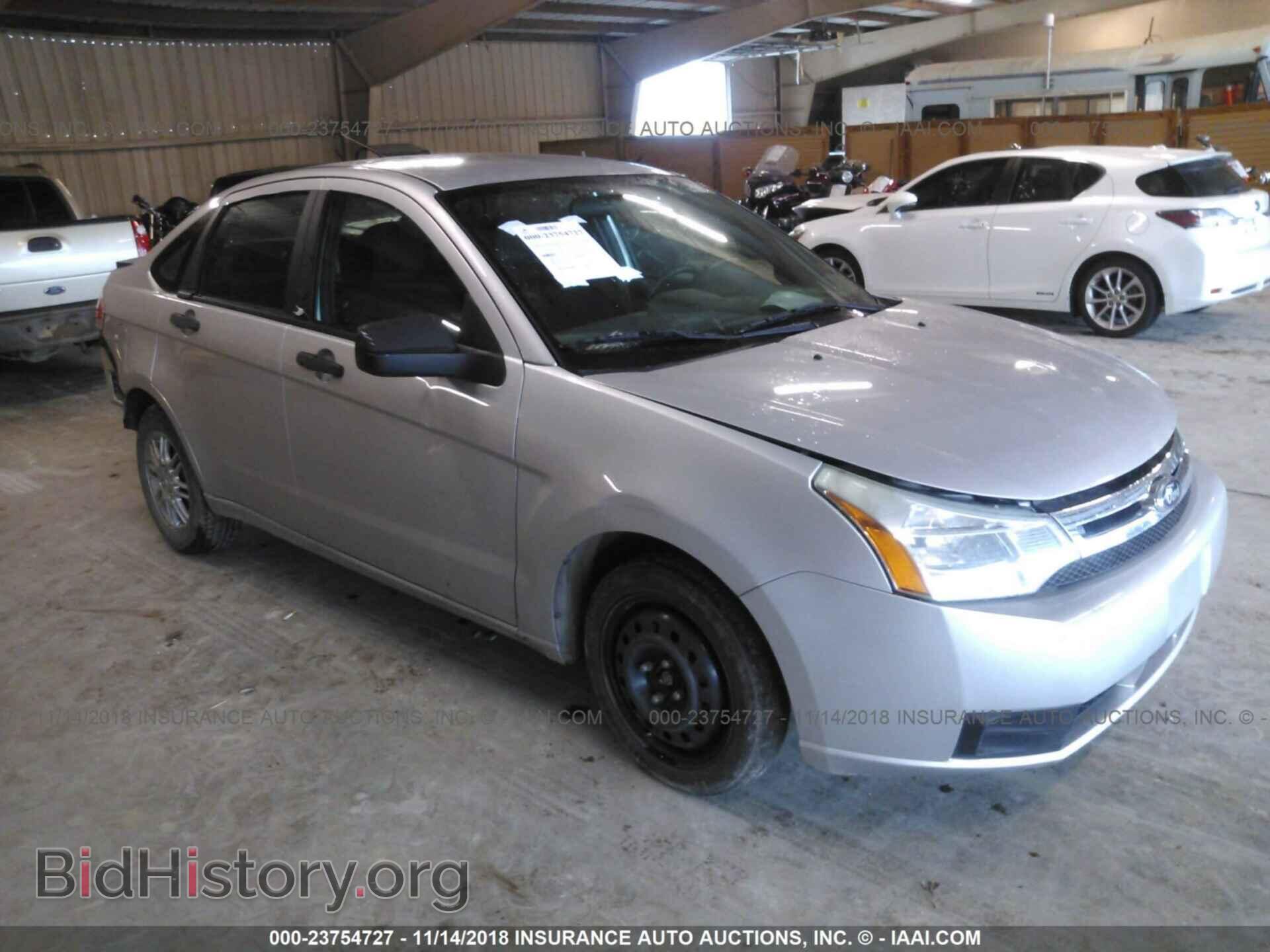 Фотография 1FAHP3FN3BW121646 - Ford Focus 2011