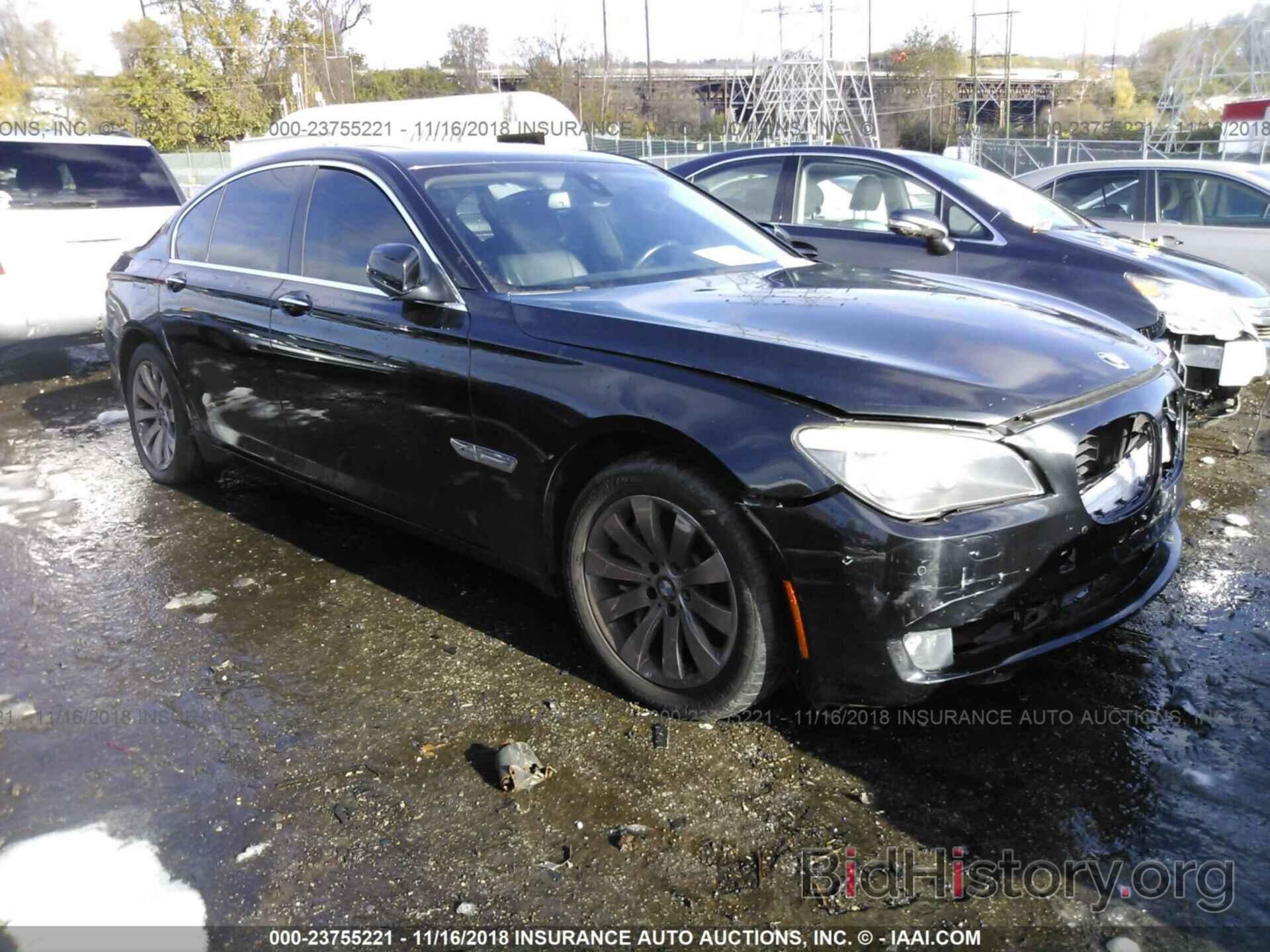 Photo WBAKC6C58BC394209 - BMW 750 2011