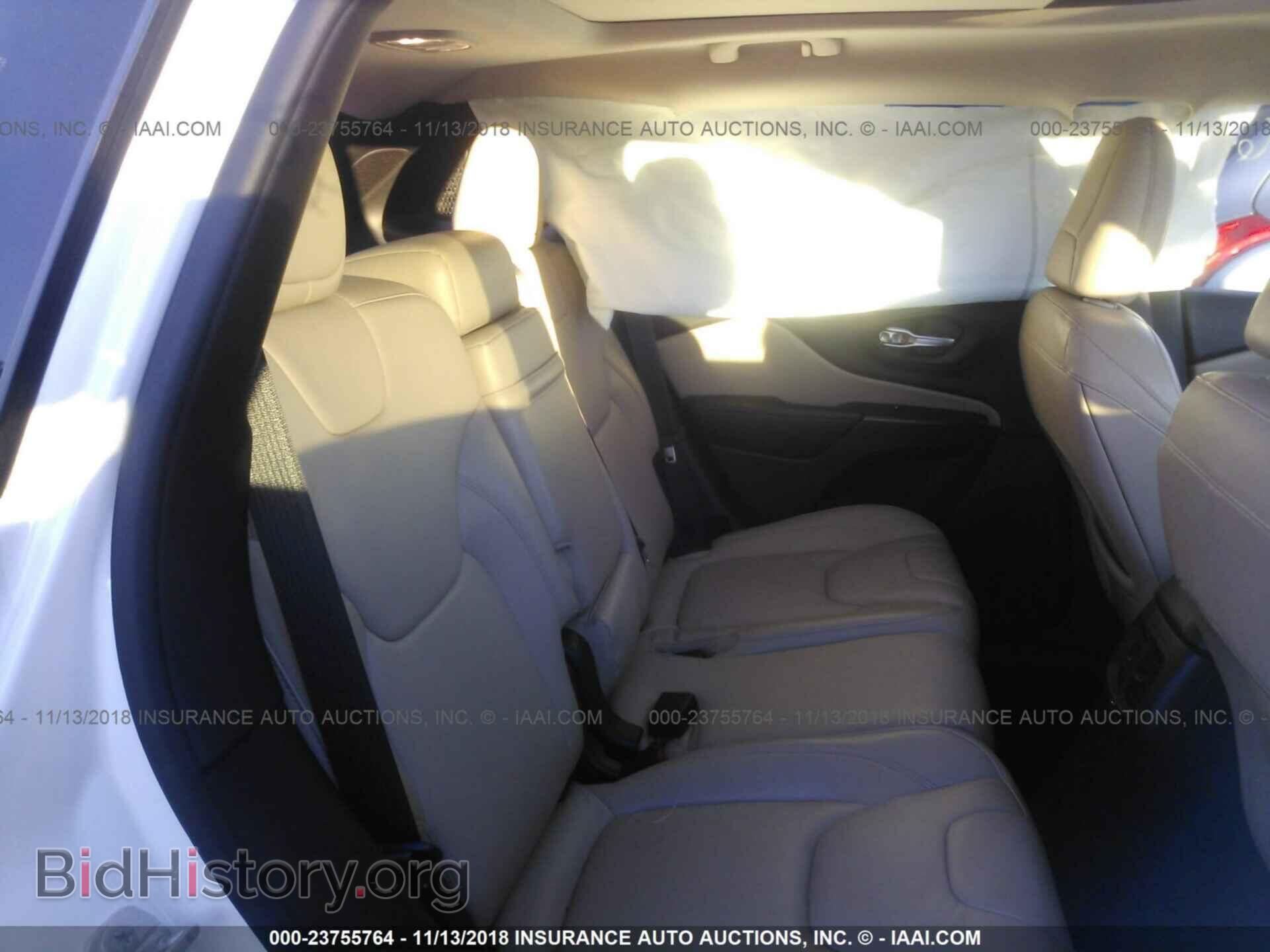2015 Jeep Cherokee - VIN: 1C4PJMDS9FW575847 - Photo 8