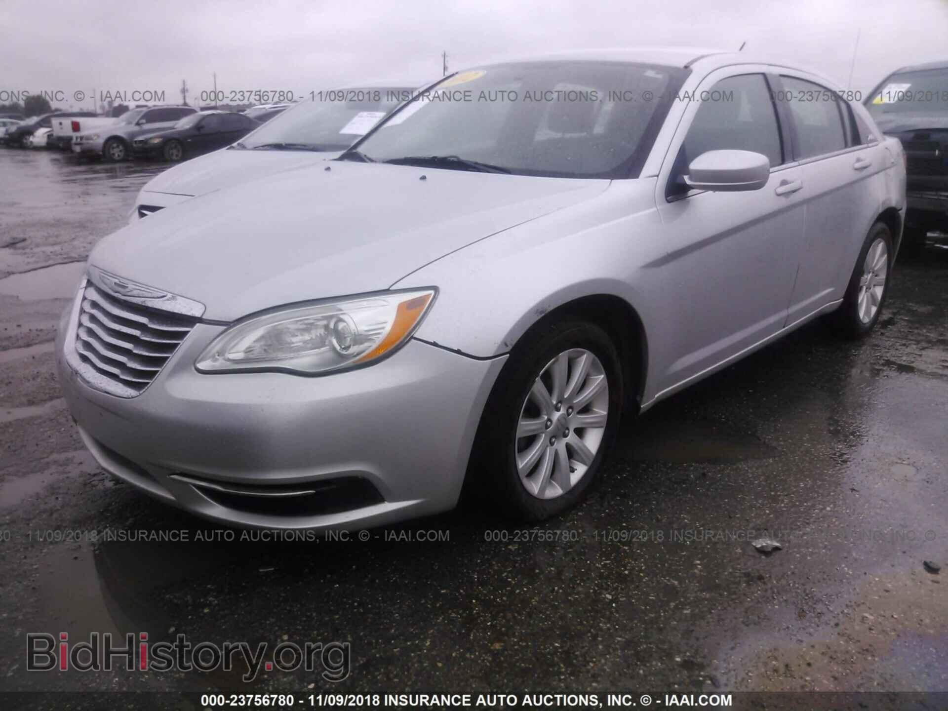 2012 Chrysler 200 - VIN: 1C3CCBBB4CN230229 - Фото 2