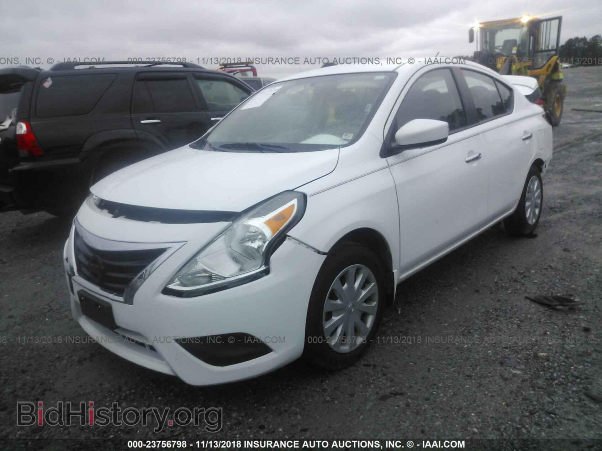2017 Nissan Versa - VIN: 3N1CN7AP3HL868496 - Photo 2
