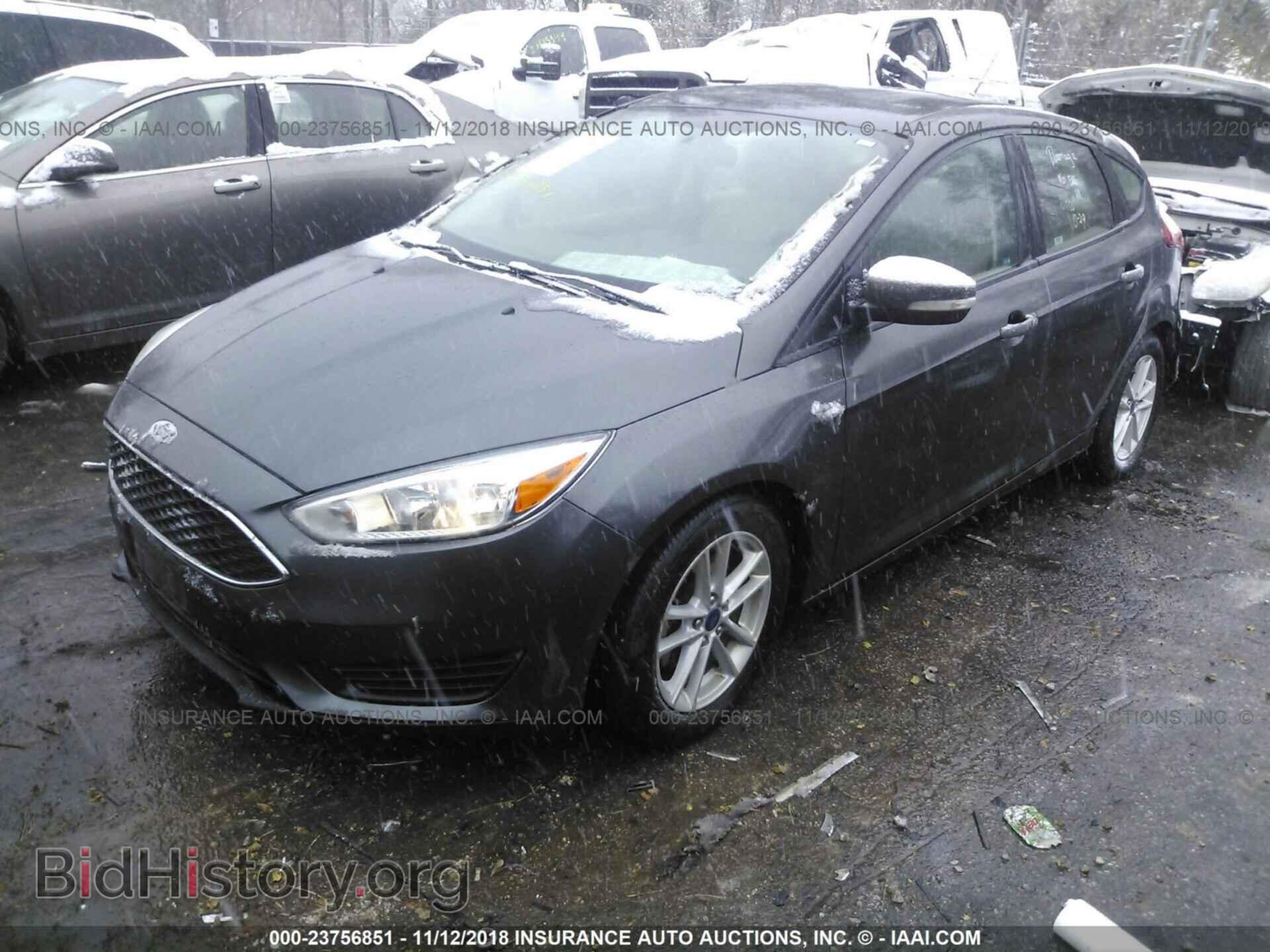 2017 Ford Focus - VIN: 1FADP3K22HL248859 - Photo 2