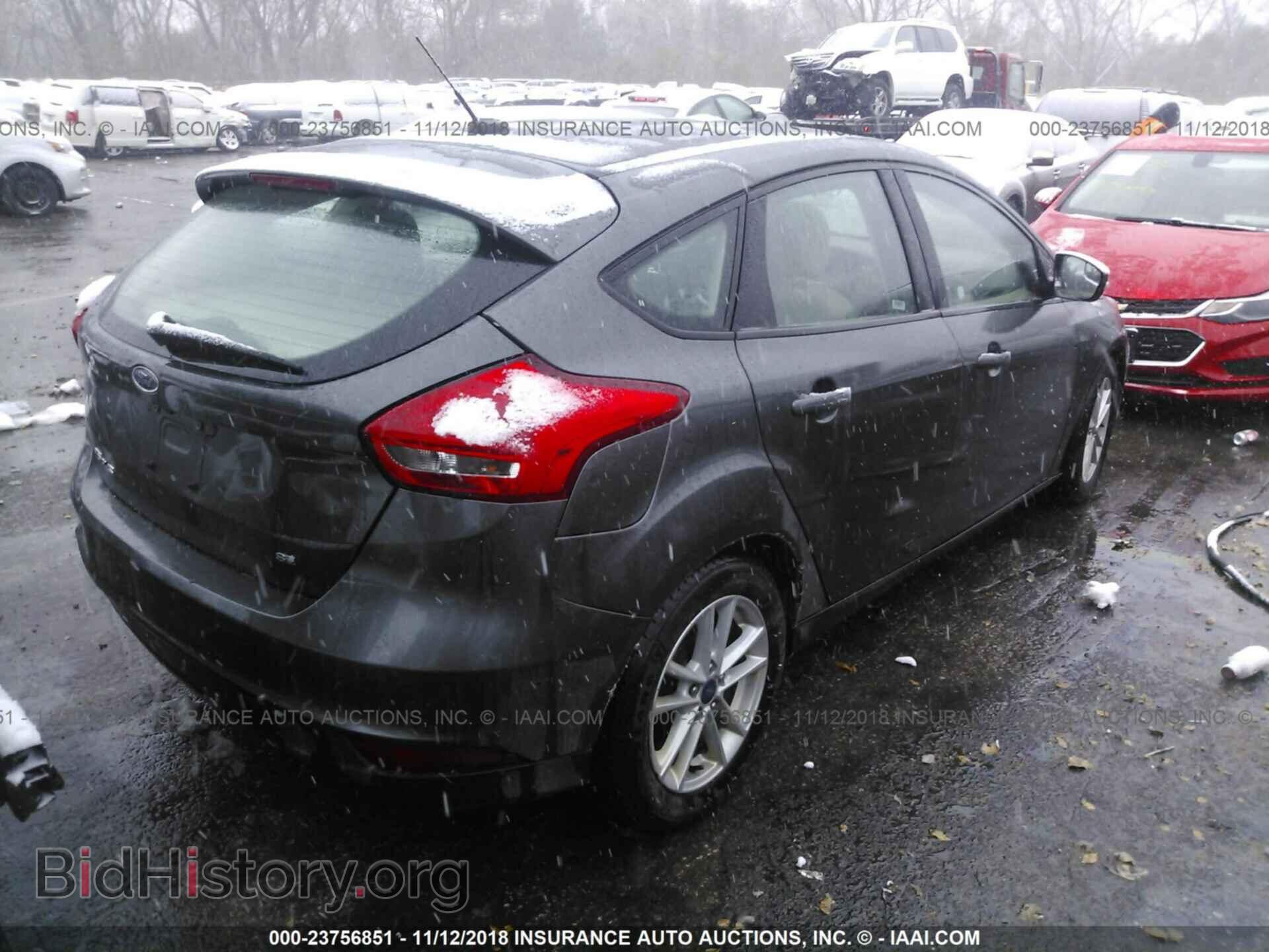 2017 Ford Focus - VIN: 1FADP3K22HL248859 - Photo 4