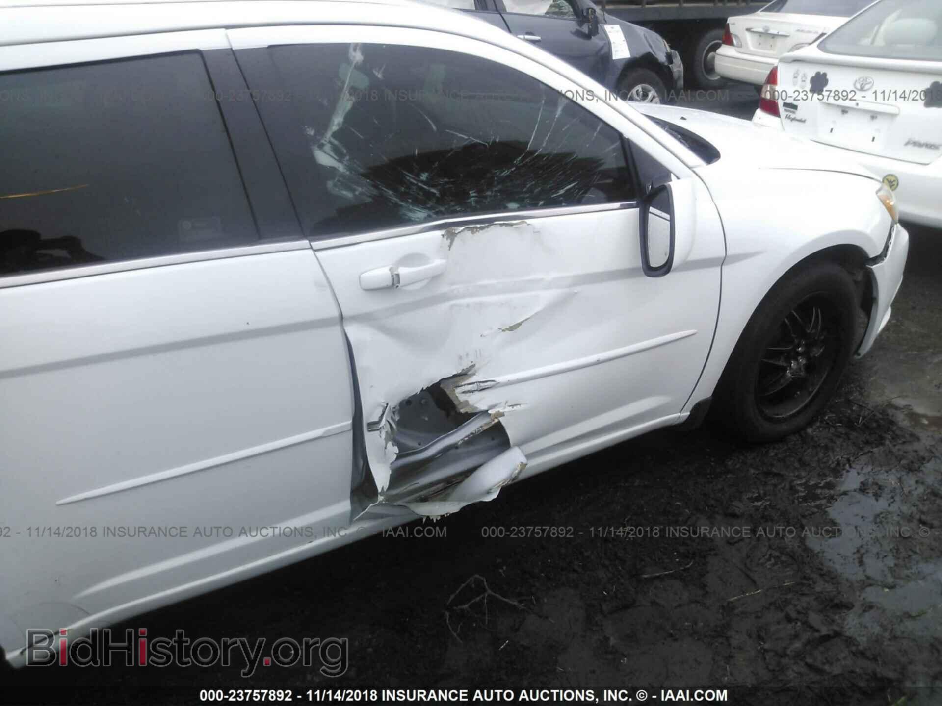 2013 CHRYSLER 200 - VIN: 1C3CCBABXDN588499 - Фото 6