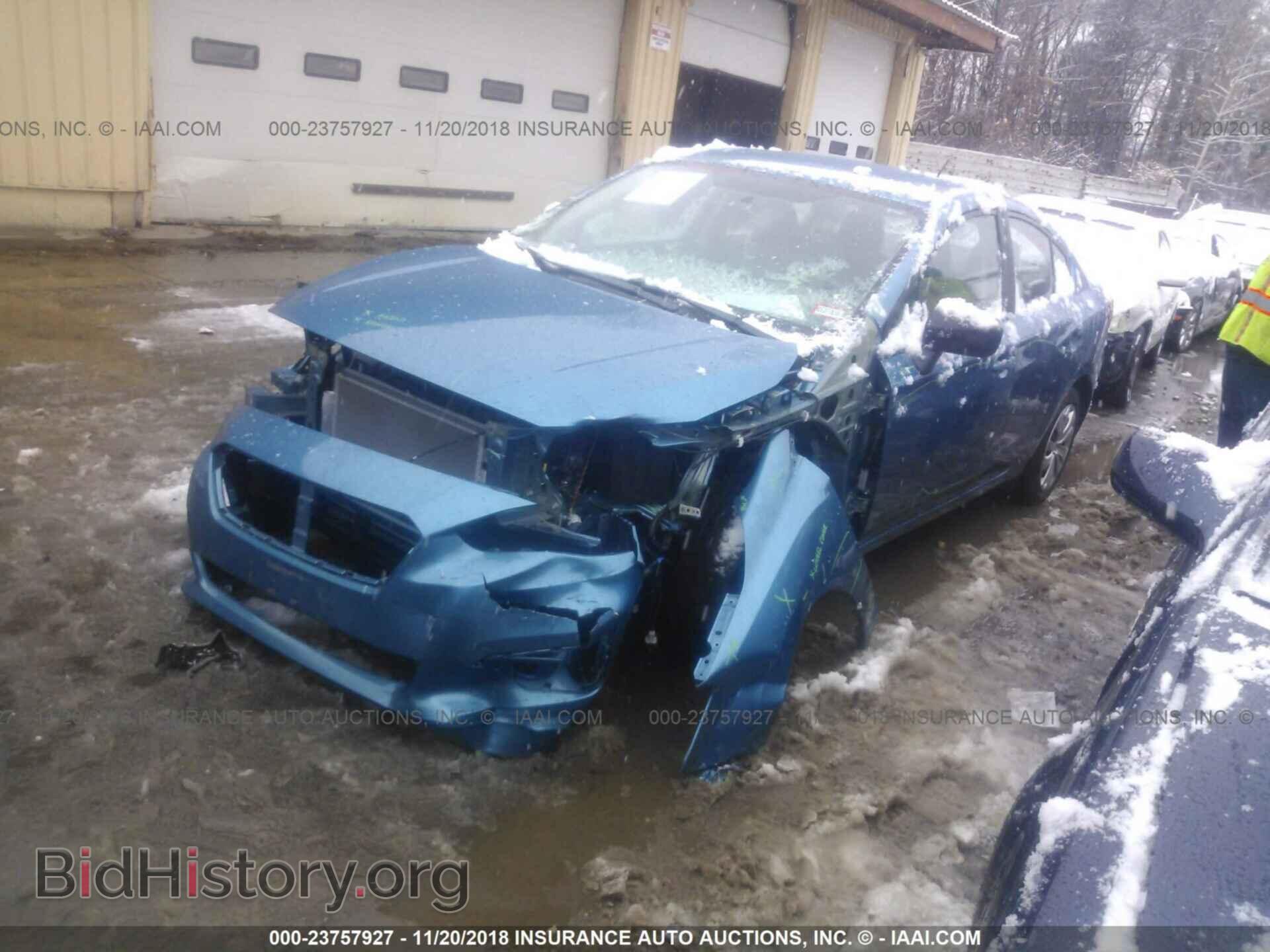 2018 SUBARU IMPREZA - VIN: 4S3GKAA67J3614285 - Фото 2