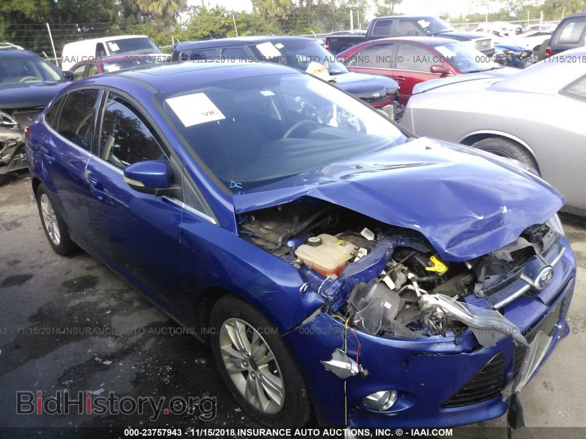 Photo 1FAHP3H25CL402496 - Ford Focus 2012