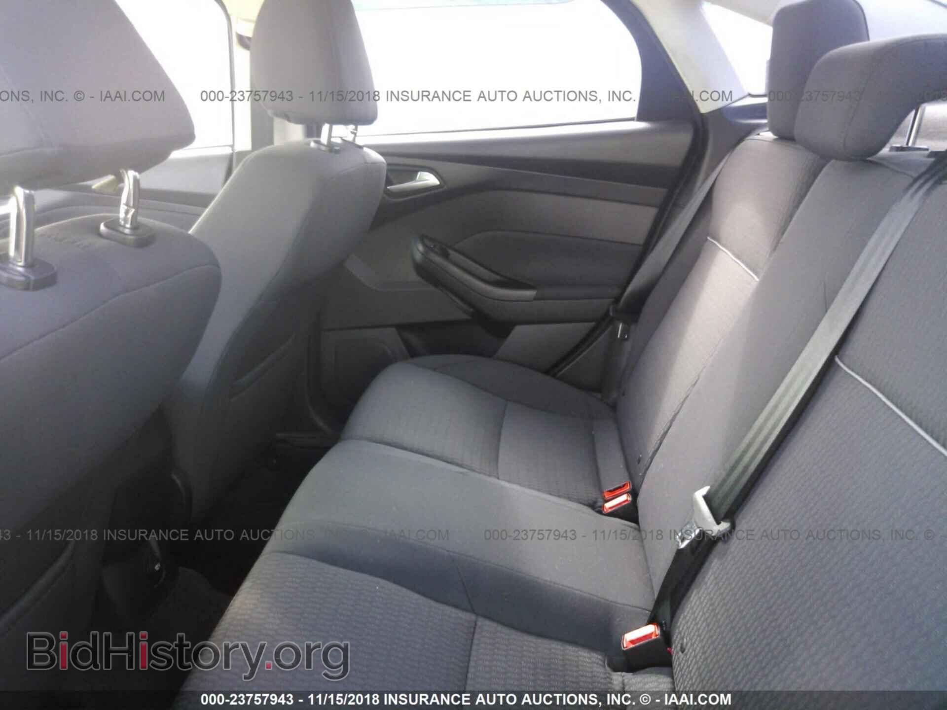 2012 Ford Focus - VIN: 1FAHP3H25CL402496 - Photo 8