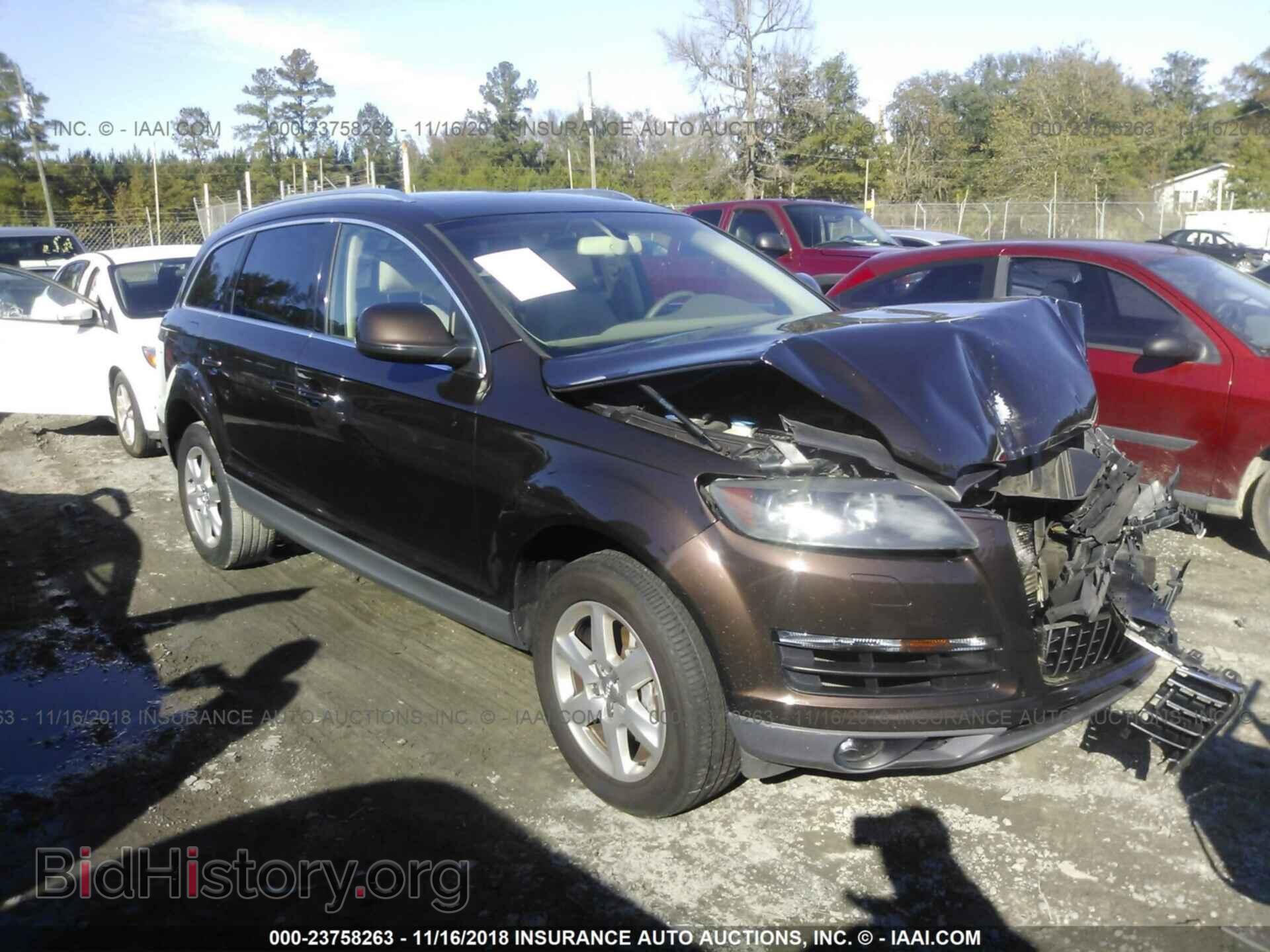 Photo WA1CGAFE7BD005378 - AUDI Q7 2011