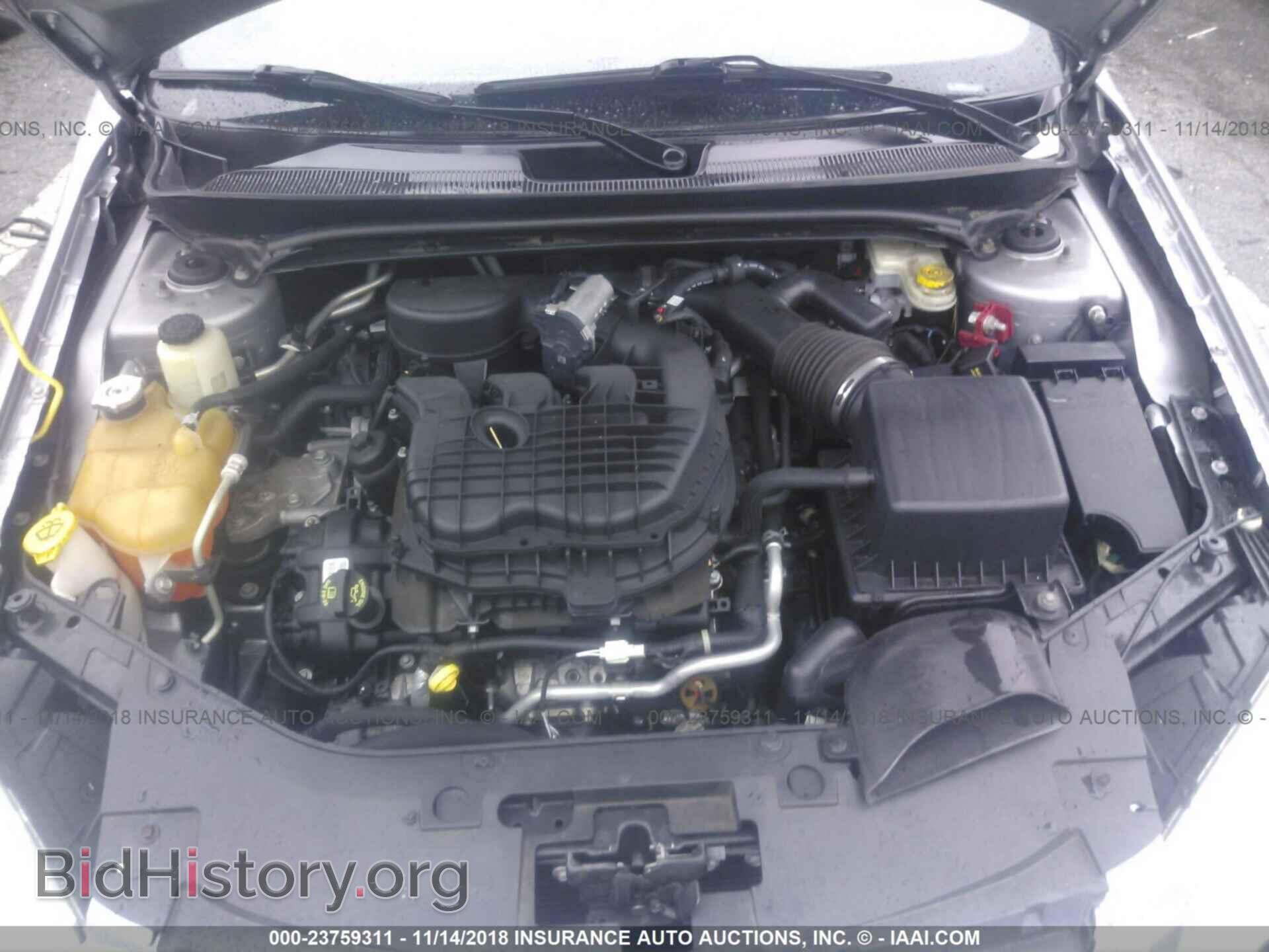 2013 CHRYSLER 200 - VIN: 1C3CCBBG5DN532240 - Фото 10