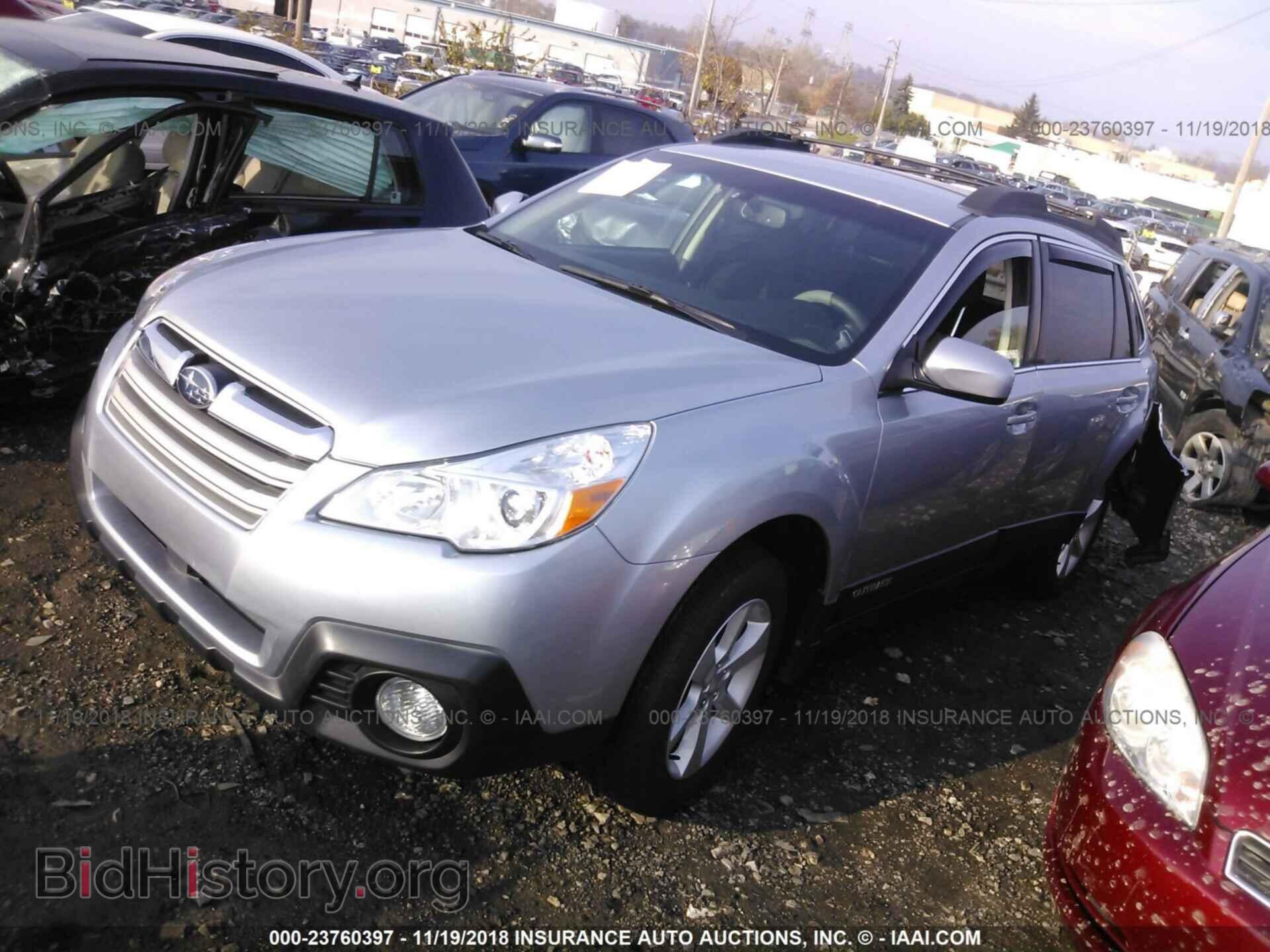 2014 Subaru Outback - VIN: 4S4BRBCC2E3223867 - Фото 2