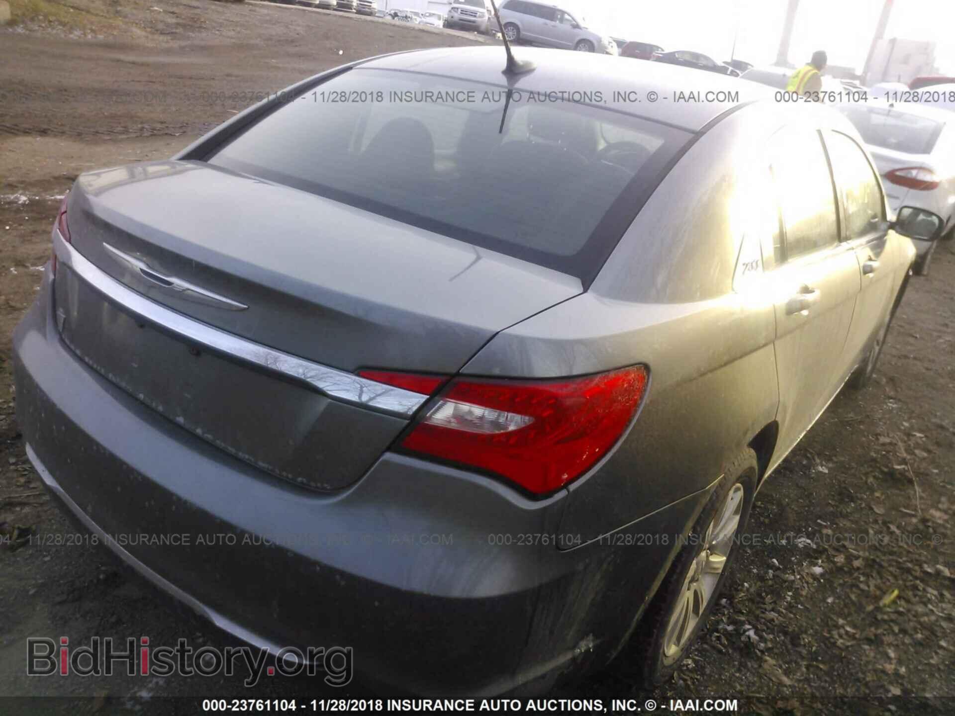 2011 CHRYSLER 200 - VIN: 1C3BC1FB6BN606590 - Фото 4