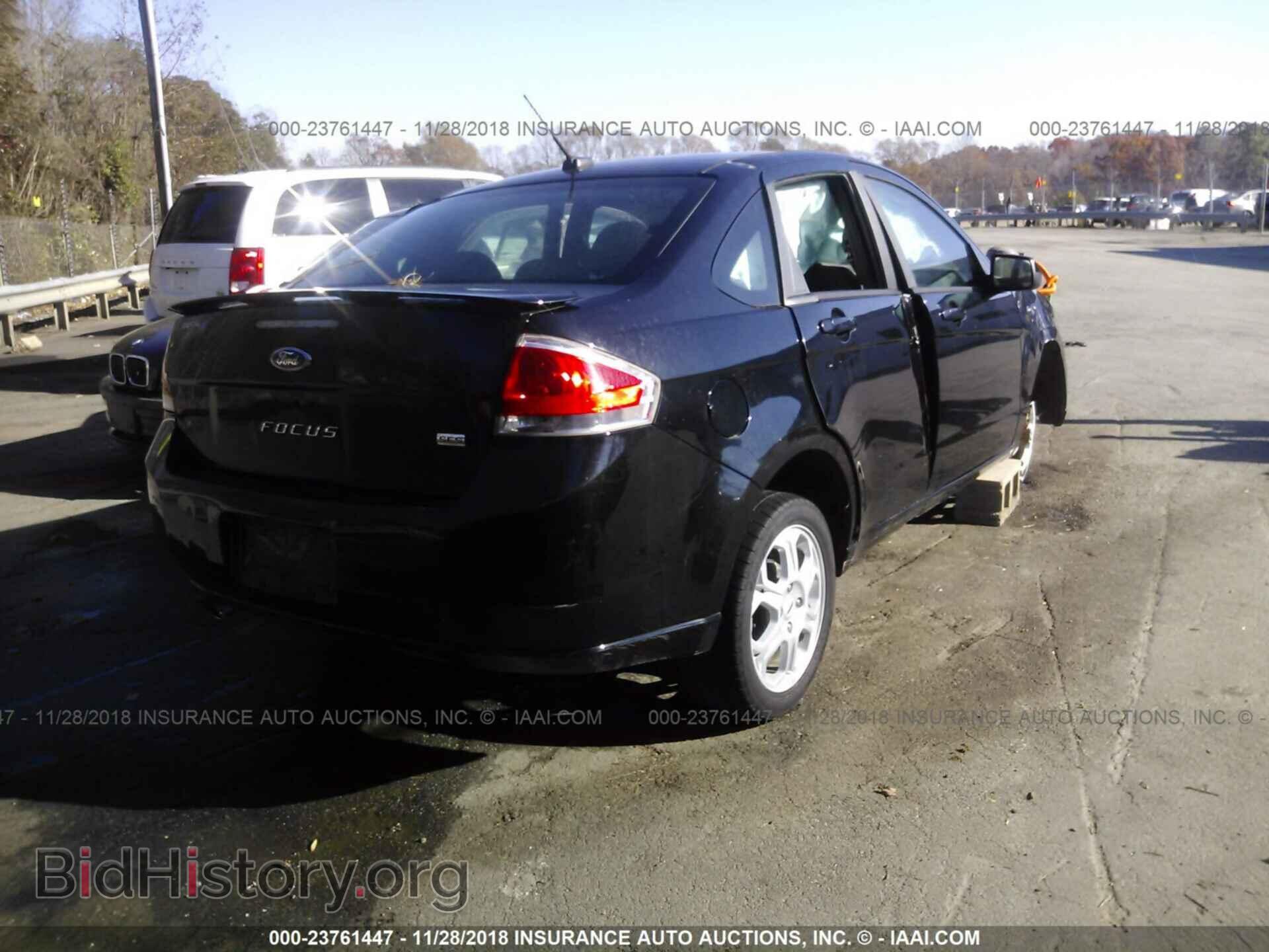 2009 FORD FOCUS - VIN: 1FAHP36N79W182945 - Фото 4