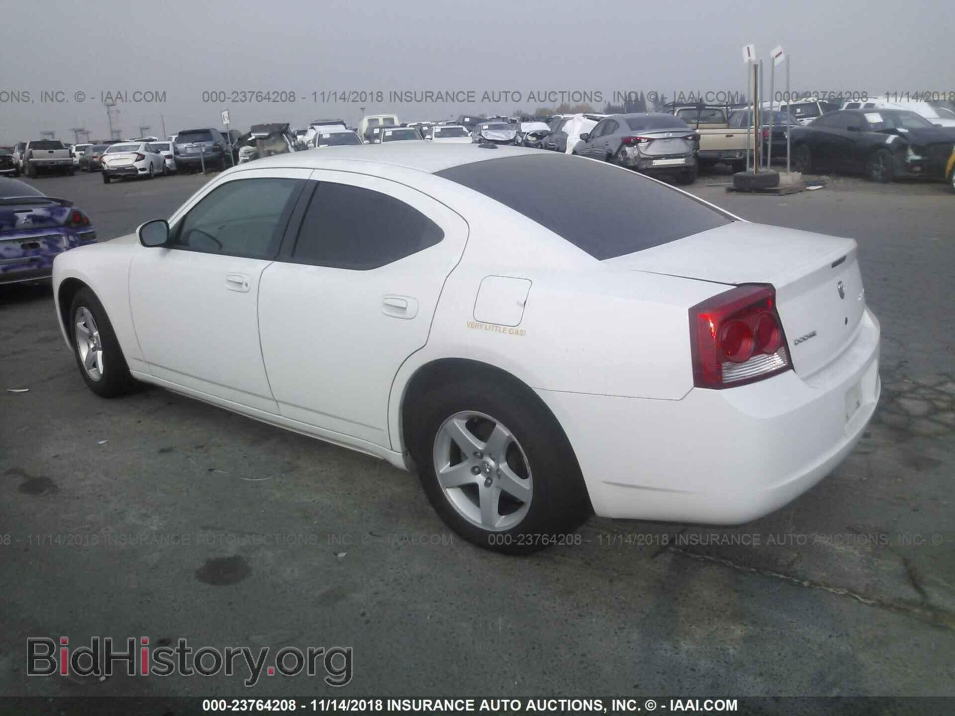 2010 DODGE CHARGER - VIN: 2B3CA4CD8AH280782 - Фото 3