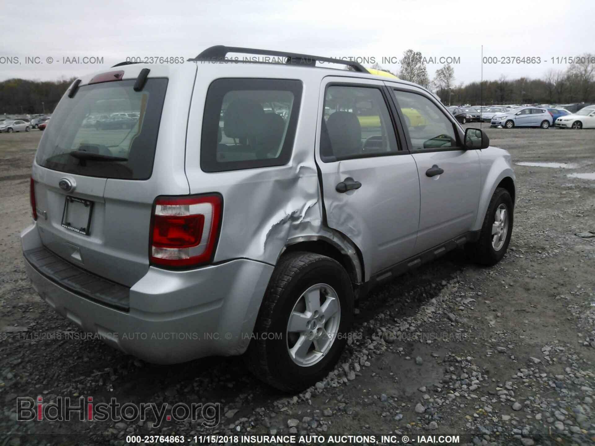 2011 FORD ESCAPE - VIN: 1FMCU0C75BKA63284 - Photo 4