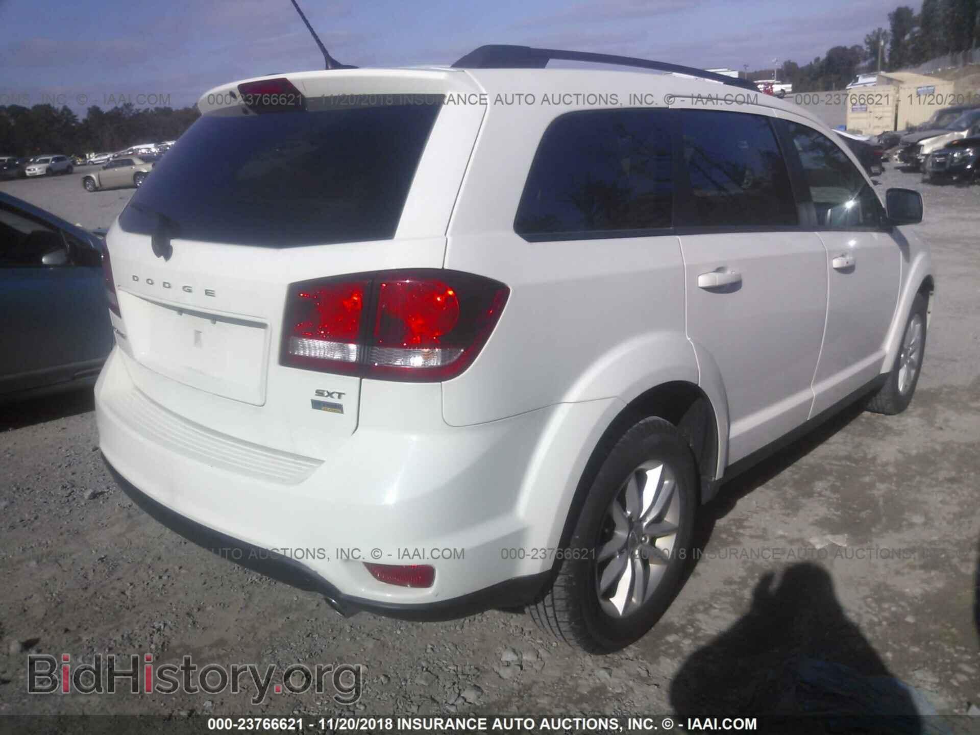 2017 Dodge Journey - VIN: 3C4PDCBG7HT534108 - Фото 4