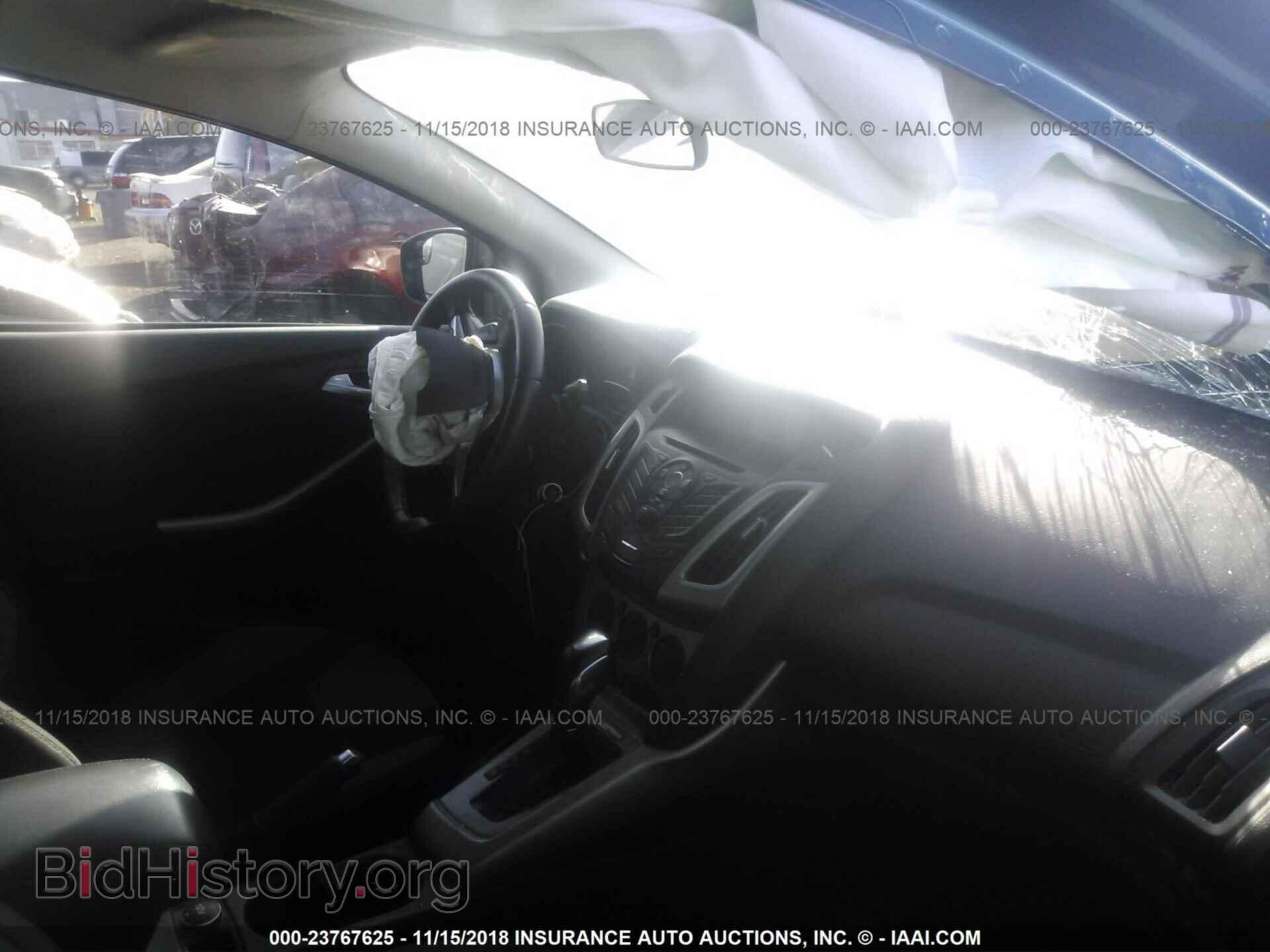 2012 Ford Focus - VIN: 1FAHP3K24CL244208 - Photo 5