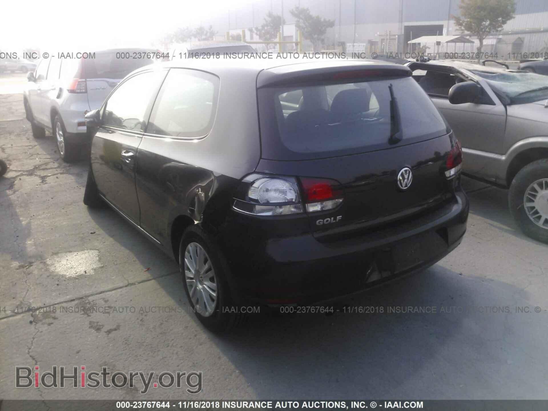 2012 Volkswagen Golf - VIN: WVWBB7AJ3CW184676 - Фото 3