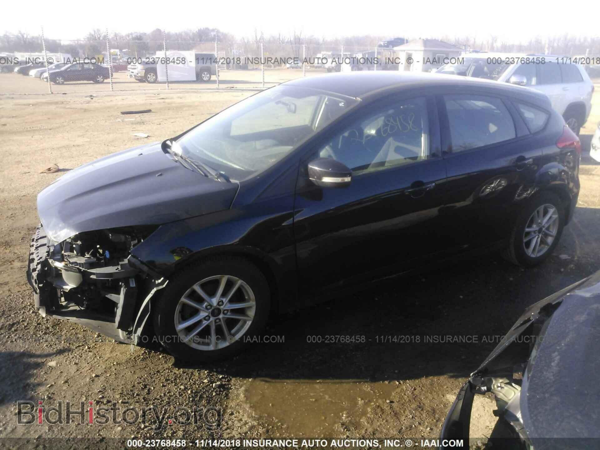 2015 Ford Focus - VIN: 1FADP3K29FL209618 - Photo 2