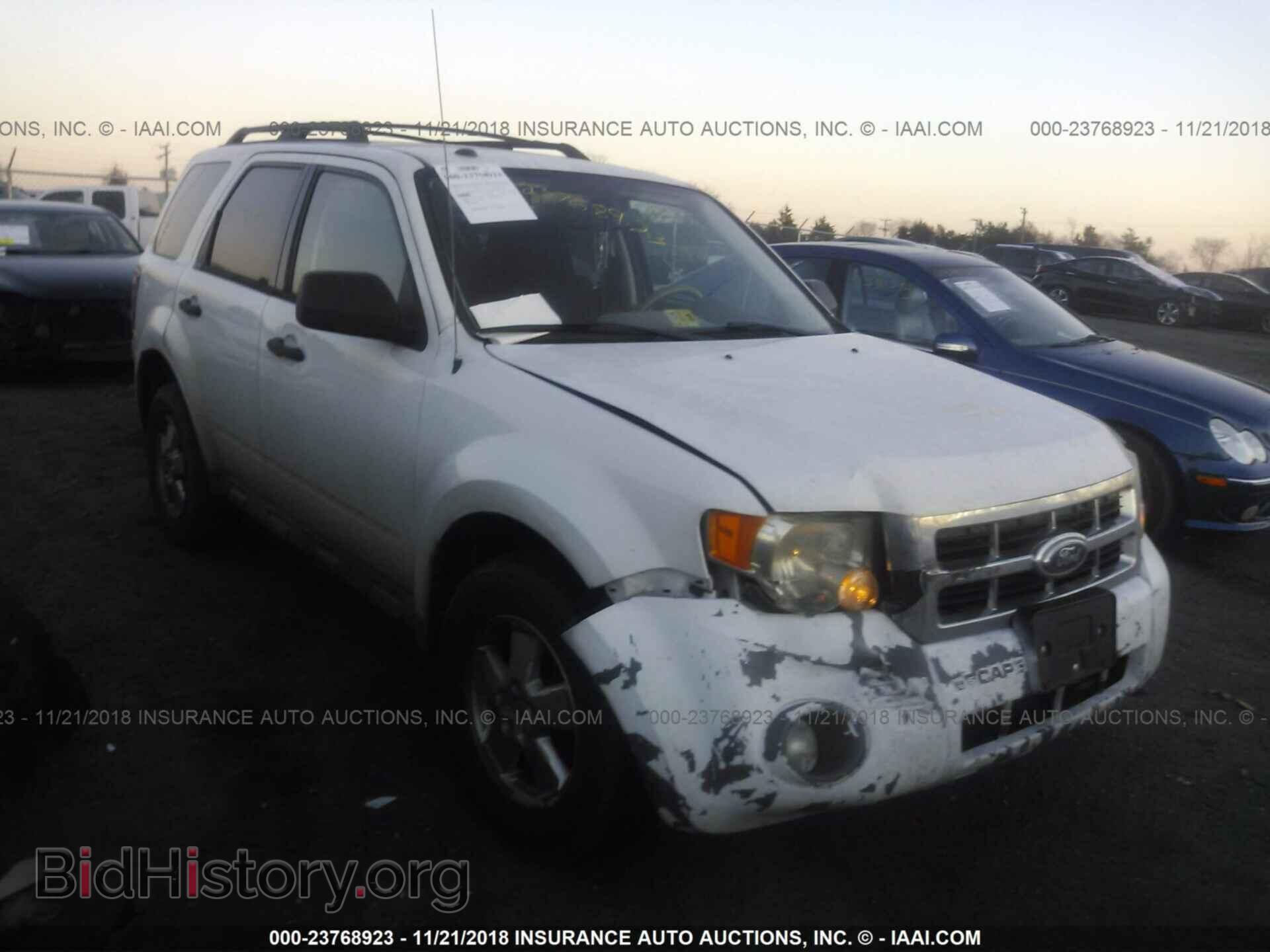 Photo 1FMCU9D76BKB34298 - FORD ESCAPE 2011