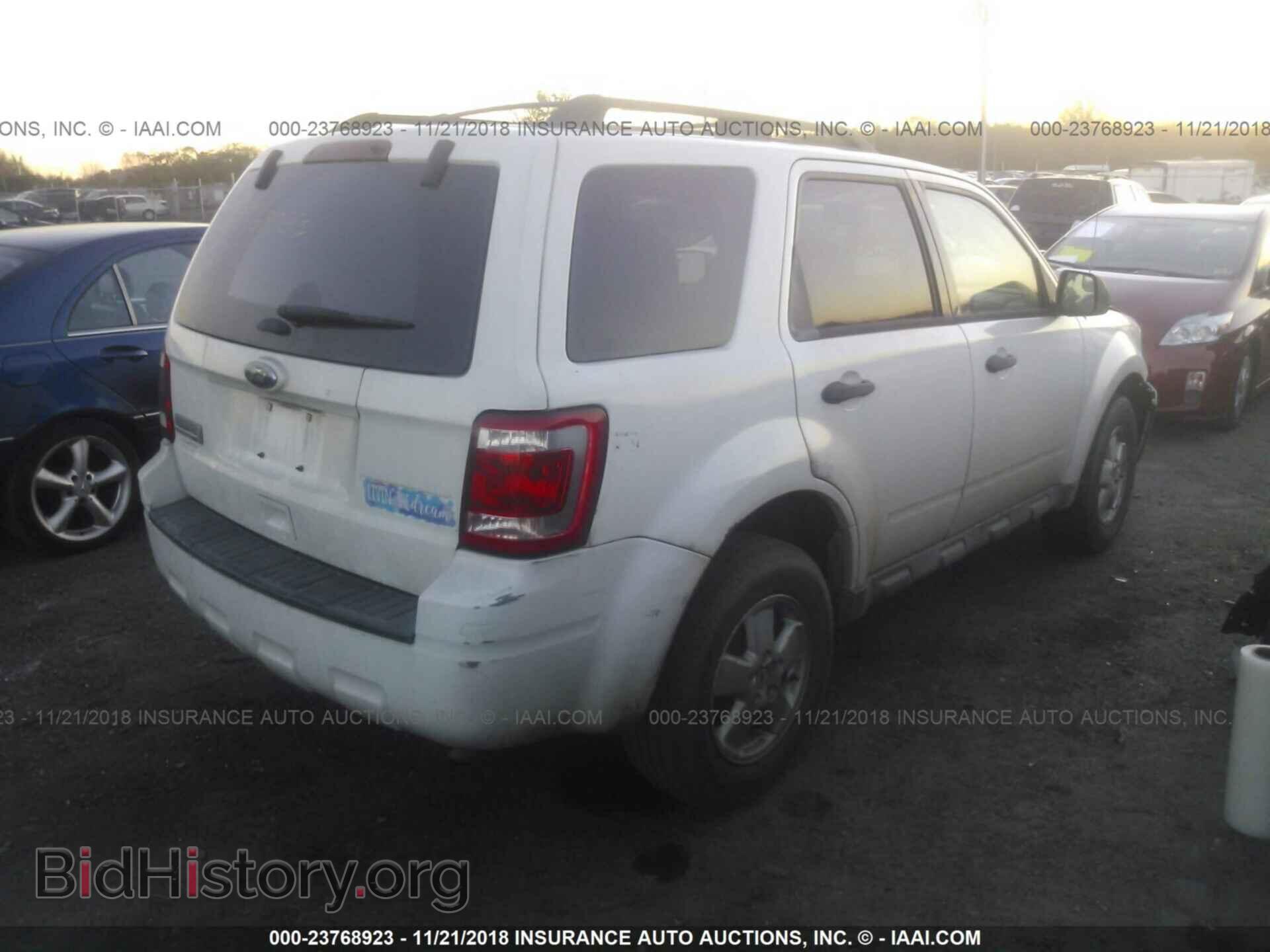 2011 FORD ESCAPE - VIN: 1FMCU9D76BKB34298 - Фото 4