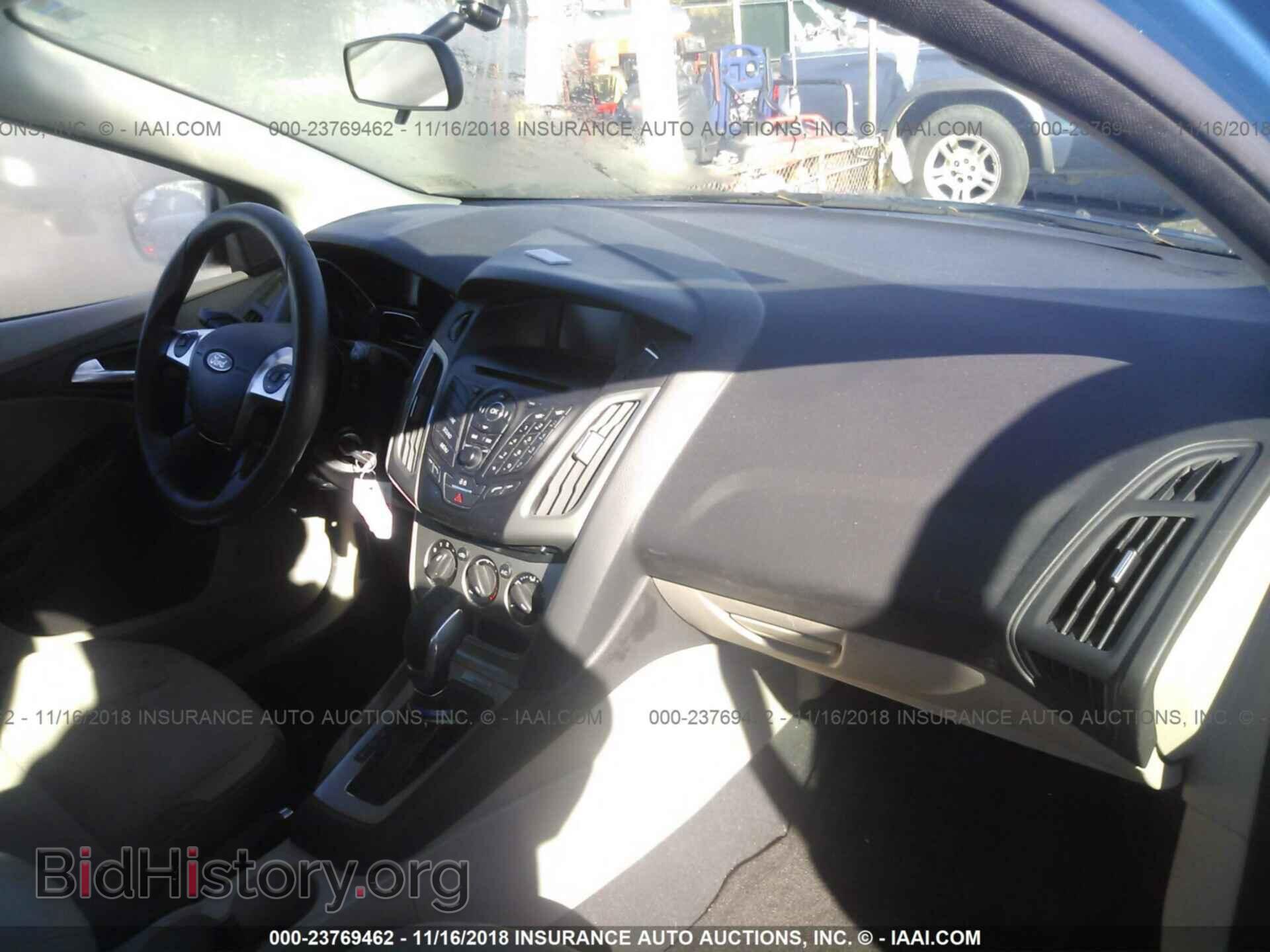 2014 Ford Focus - VIN: 1FADP3F27EL437349 - Photo 5