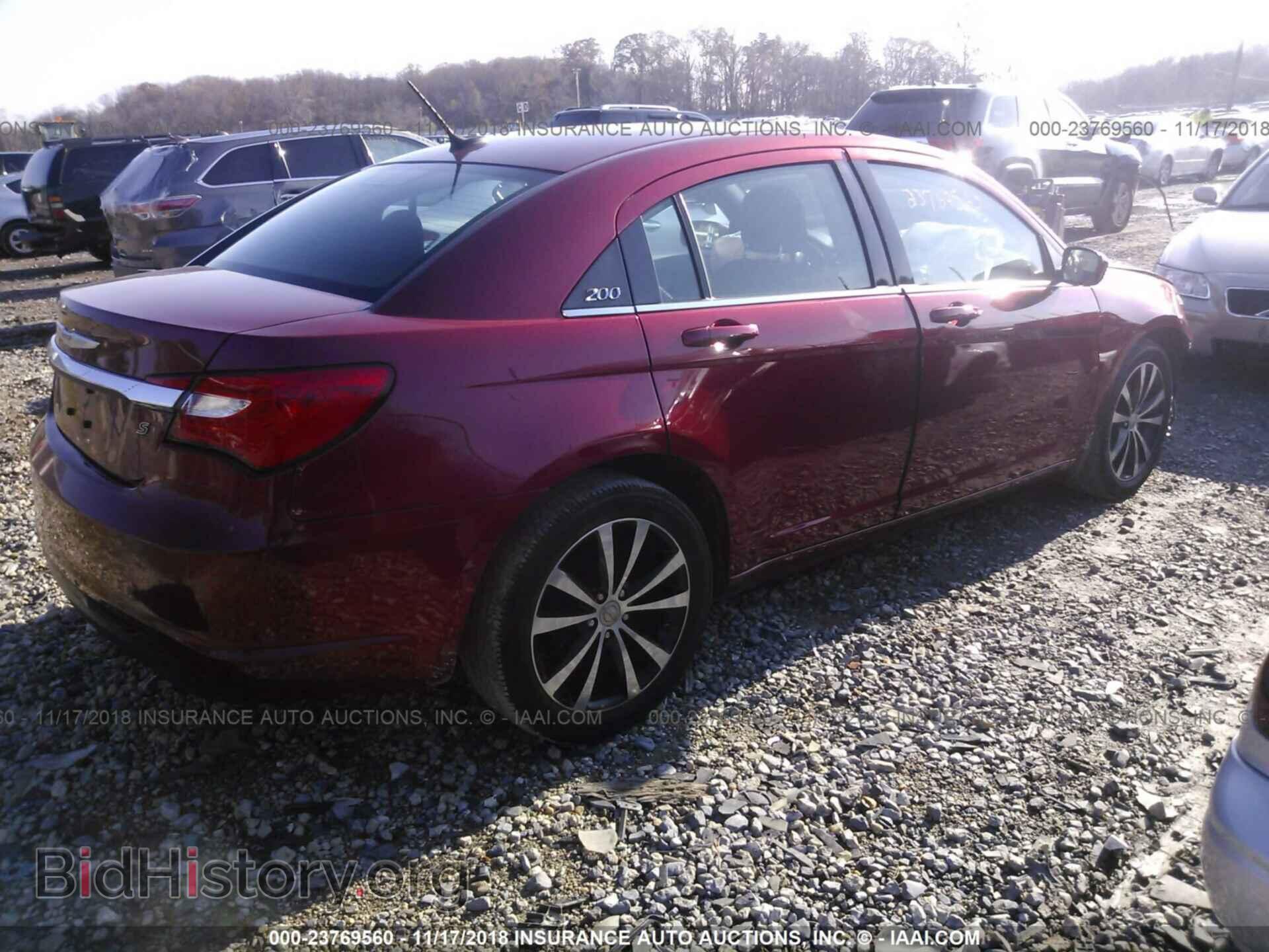 2014 Chrysler 200 - VIN: 1C3CCBBB9EN153084 - Фото 4