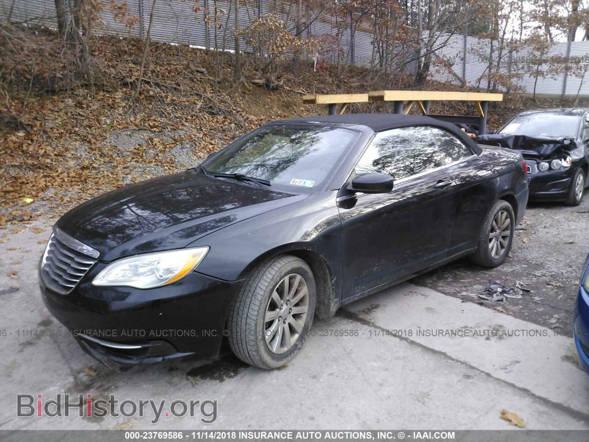 2012 CHRYSLER 200 - VIN: 1C3BCBEB6CN218980 - Фото 2