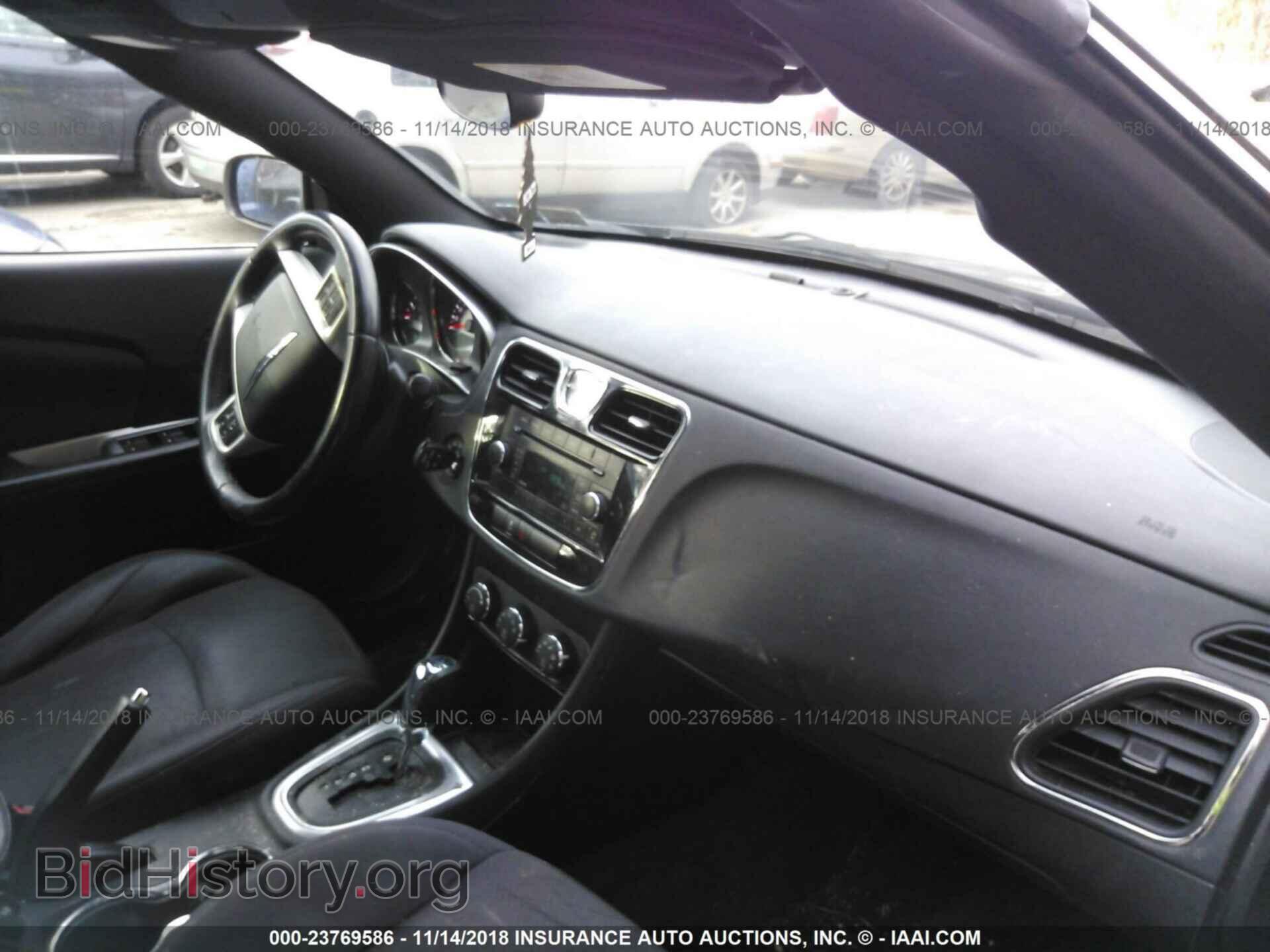2012 CHRYSLER 200 - VIN: 1C3BCBEB6CN218980 - Фото 5