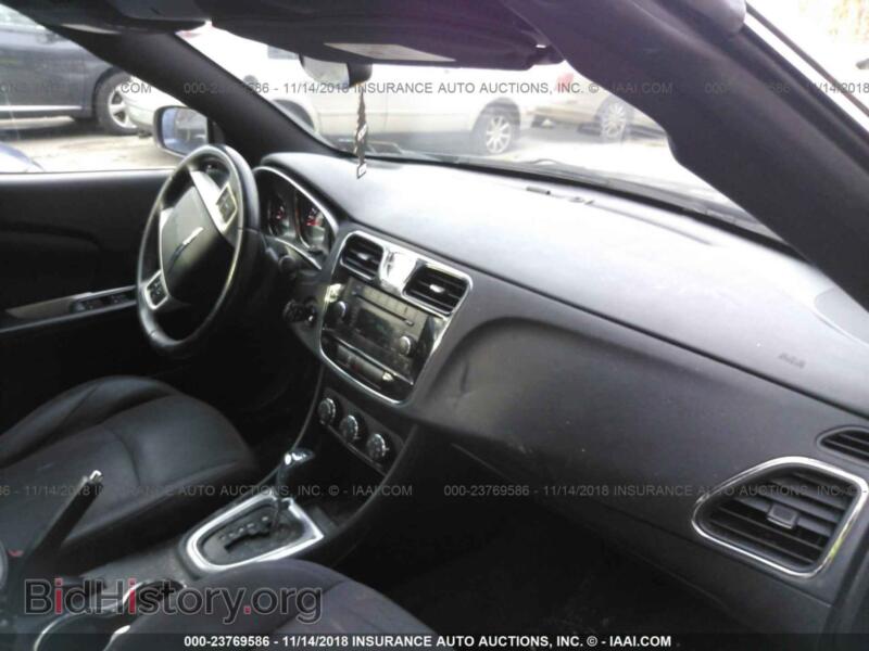 2012 Chrysler 200 (VIN 1C3BCBEB6CN218980) — photo 5 of 10