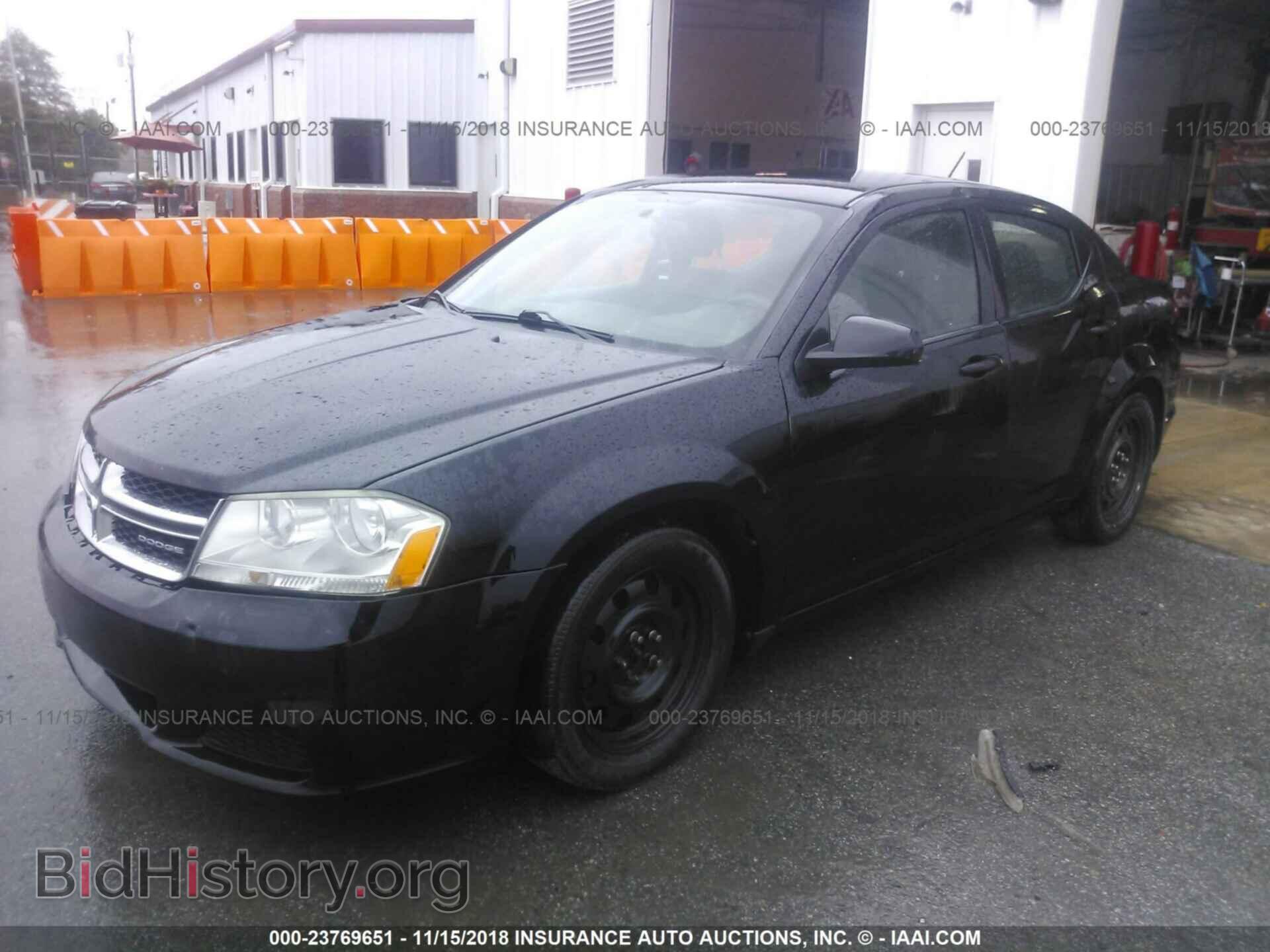 2011 Dodge Avenger - VIN: 1B3BD4FB7BN546783 - Фото 2