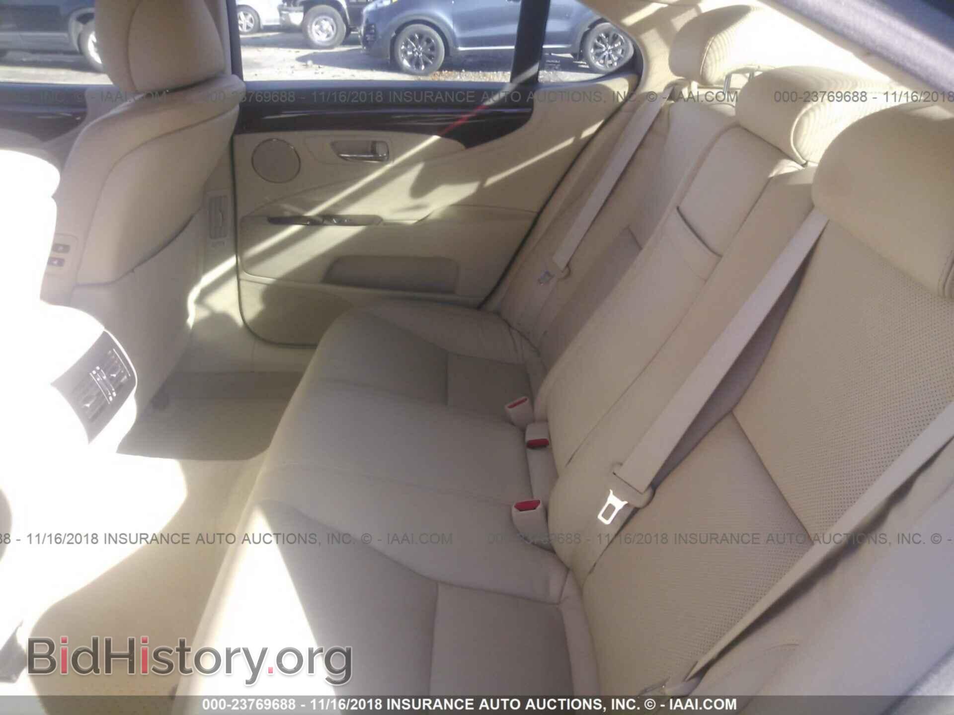 2011 LEXUS LS - VIN: JTHBL5EF8B5104329 - Фото 8
