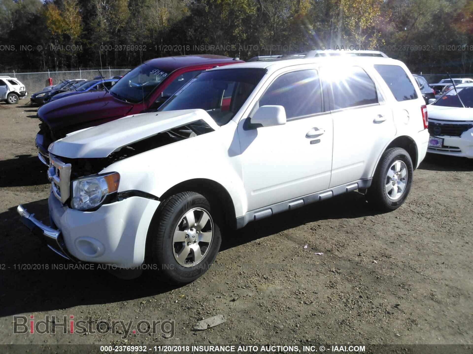 2012 Ford Escape - VIN: 1FMCU9E73CKB83233 - Photo 2