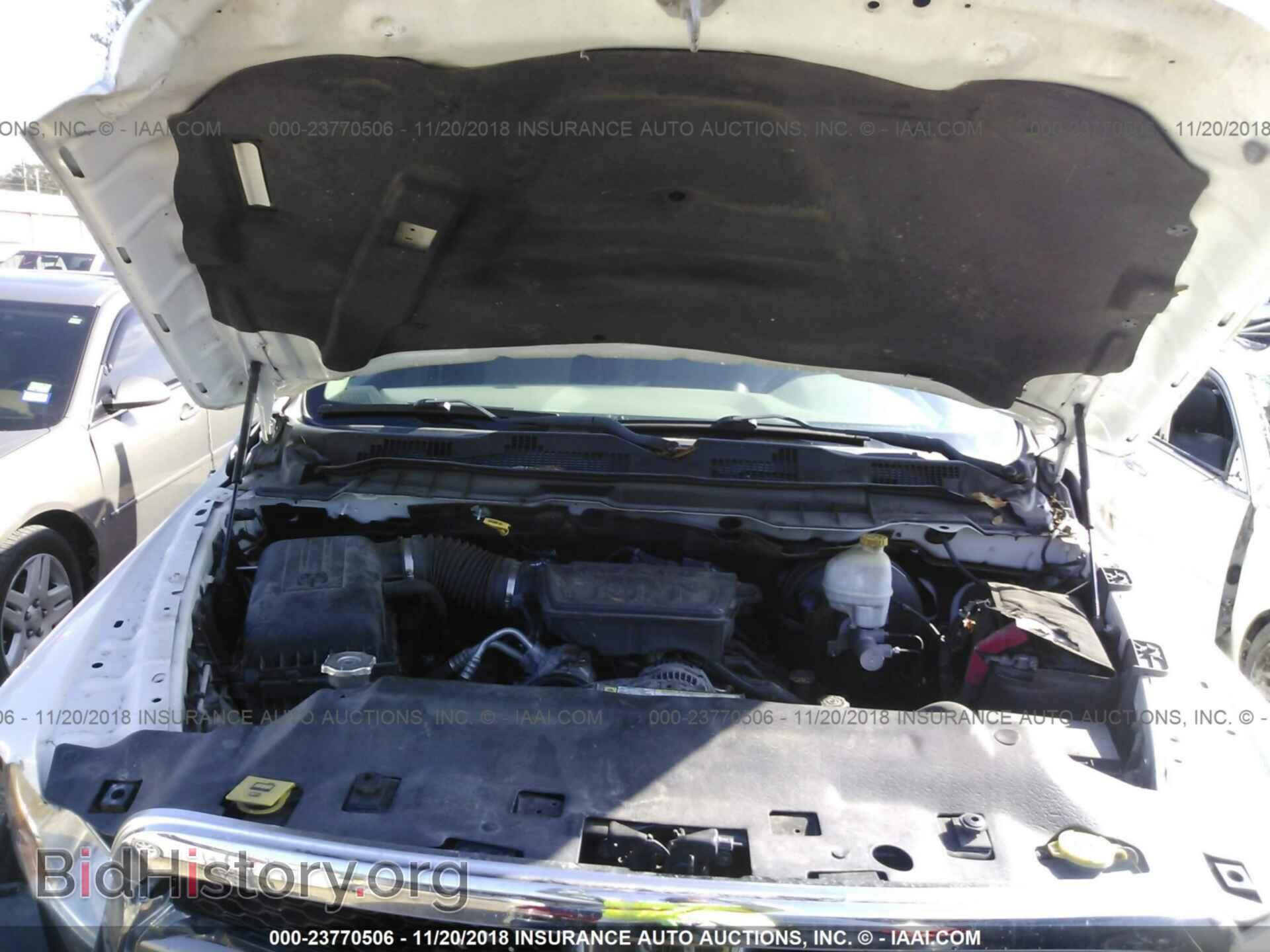 2011 Dodge Ram 1500 - VIN: 1D7RB1GP3BS560912 - Photo 10