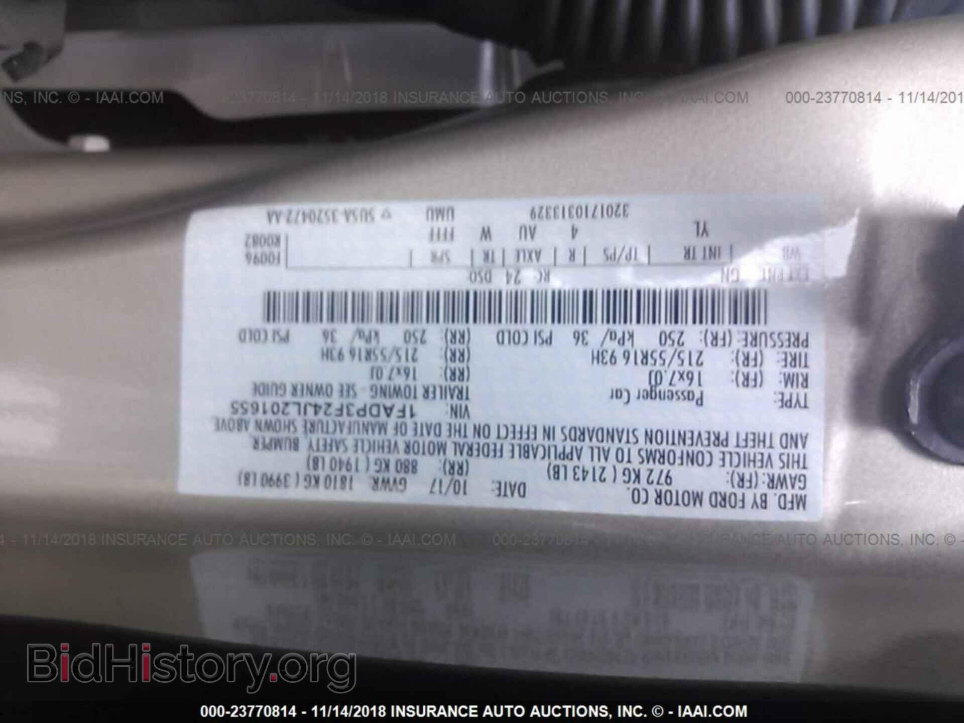 2018 Ford Focus - VIN: 1FADP3F24JL201655 - Фото 9