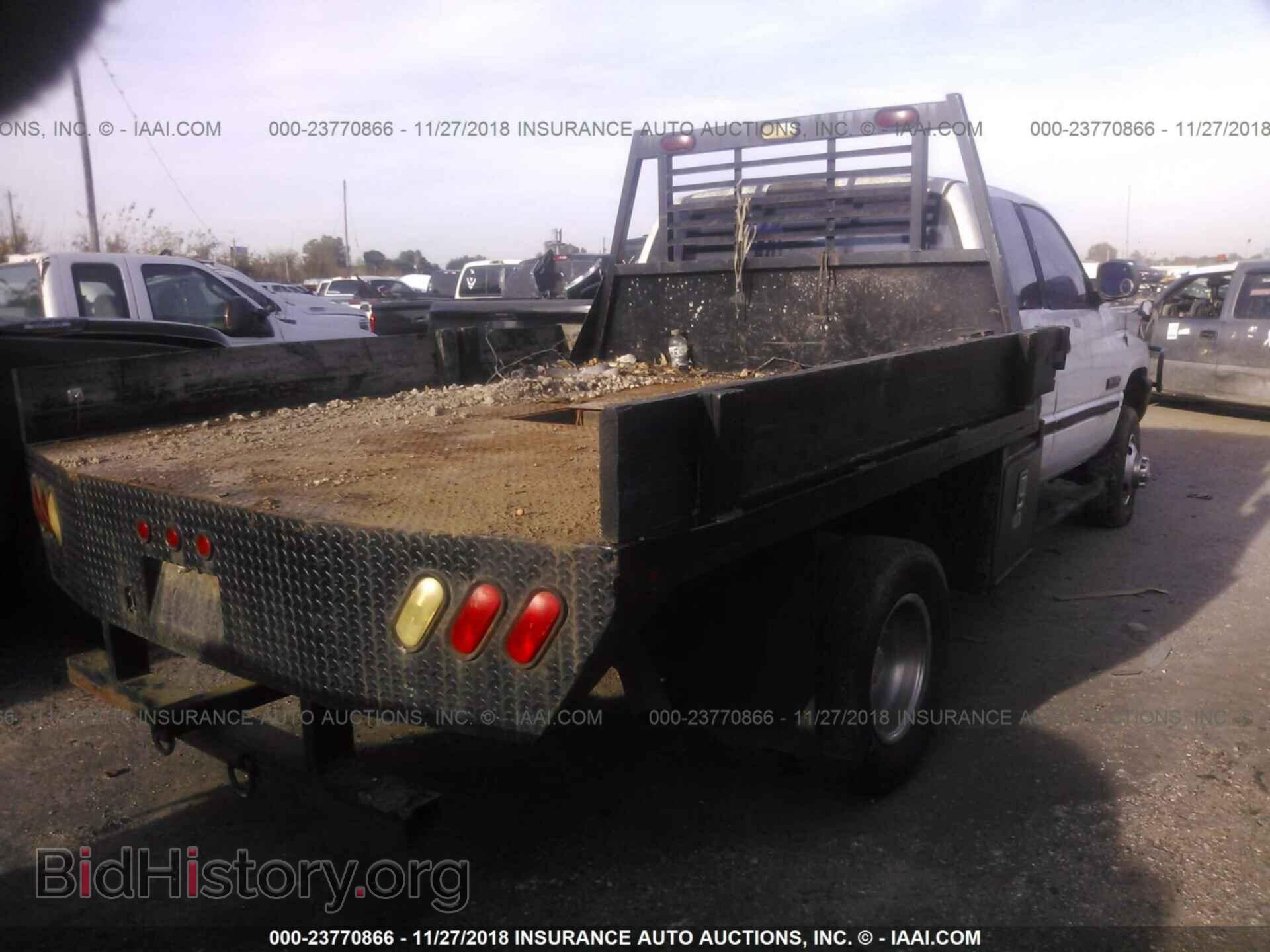 2000 DODGE RAM 3500 - VIN: 1B7MF3361YJ173212 - Фото 4