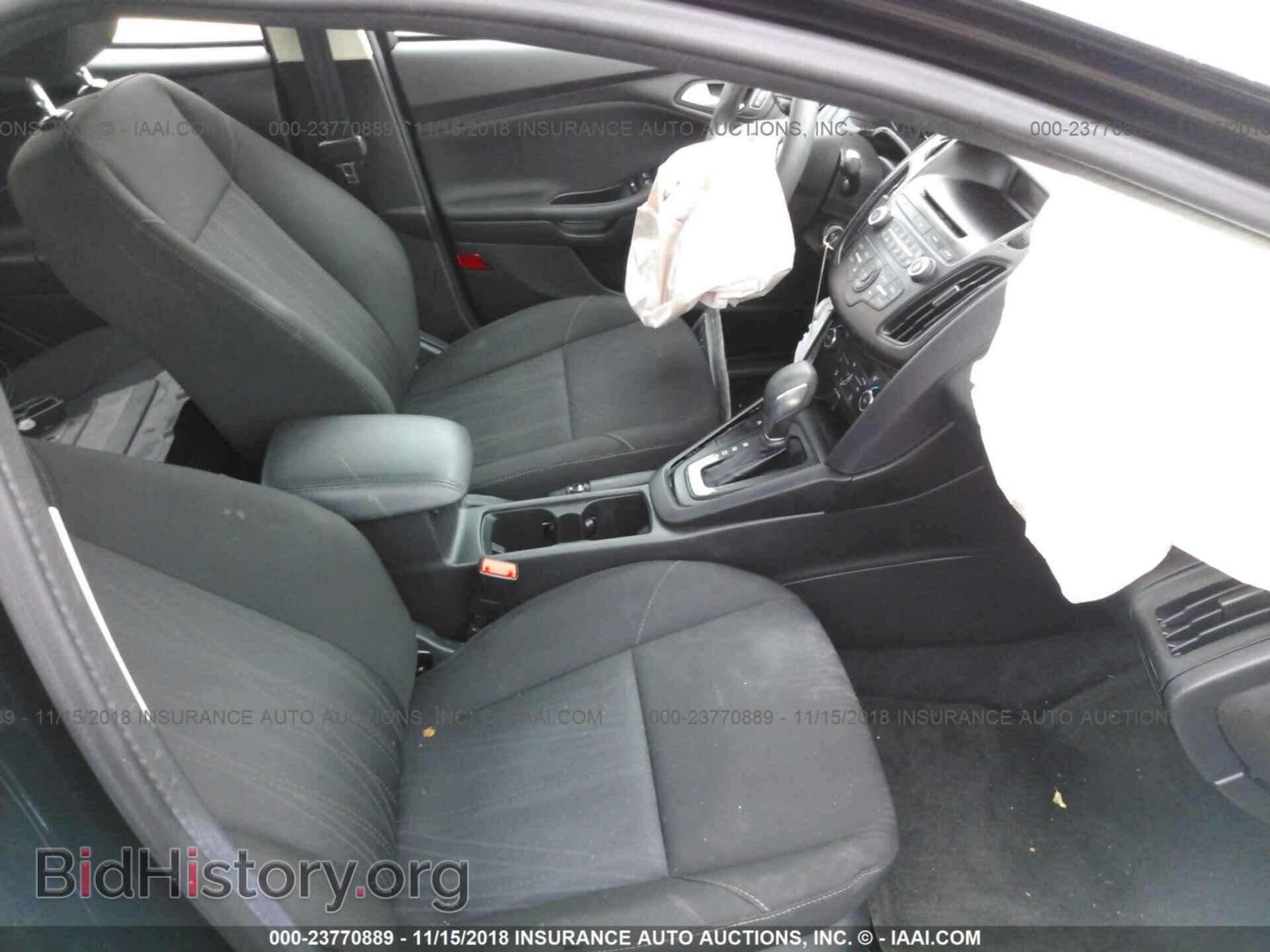 2017 Ford Focus - VIN: 1FADP3FE6HL274224 - Фото 5