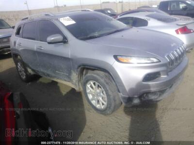 2017 Jeep CHEROKEE Latitude, серебристый — VIN 1C4PJMCB4HW659935, IAAI