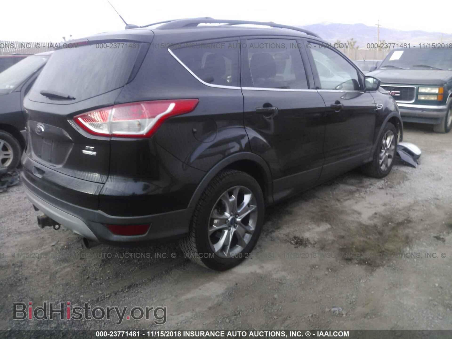 2013 Ford Escape - VIN: 1FMCU9G95DUA13847 - Photo 4
