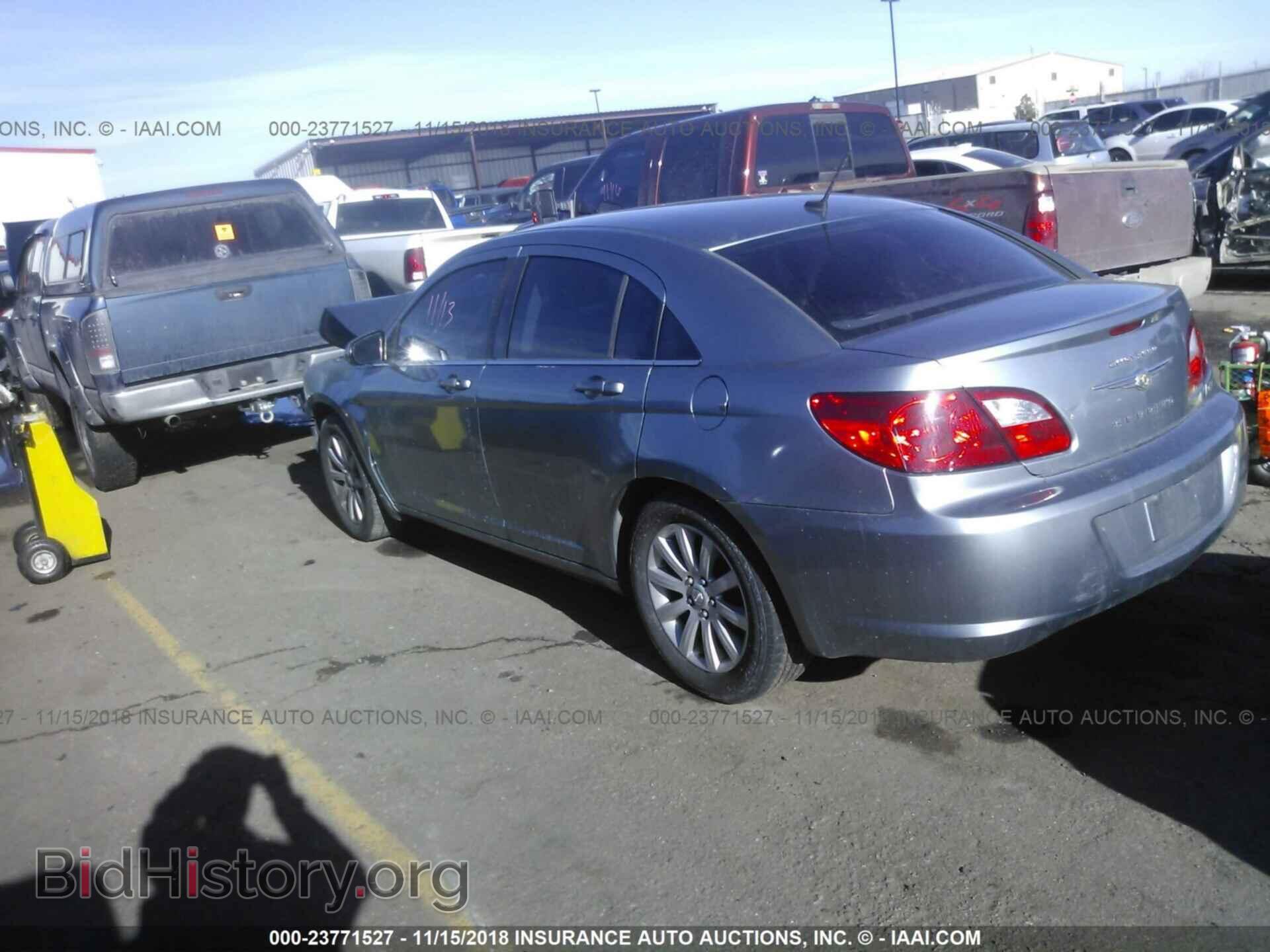 2010 CHRYSLER SEBRING - VIN: 1C3CC5FB5AN171815 - Photo 3